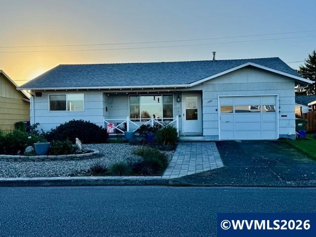 1383 Thompson Rd, Woodburn, OR, 97071