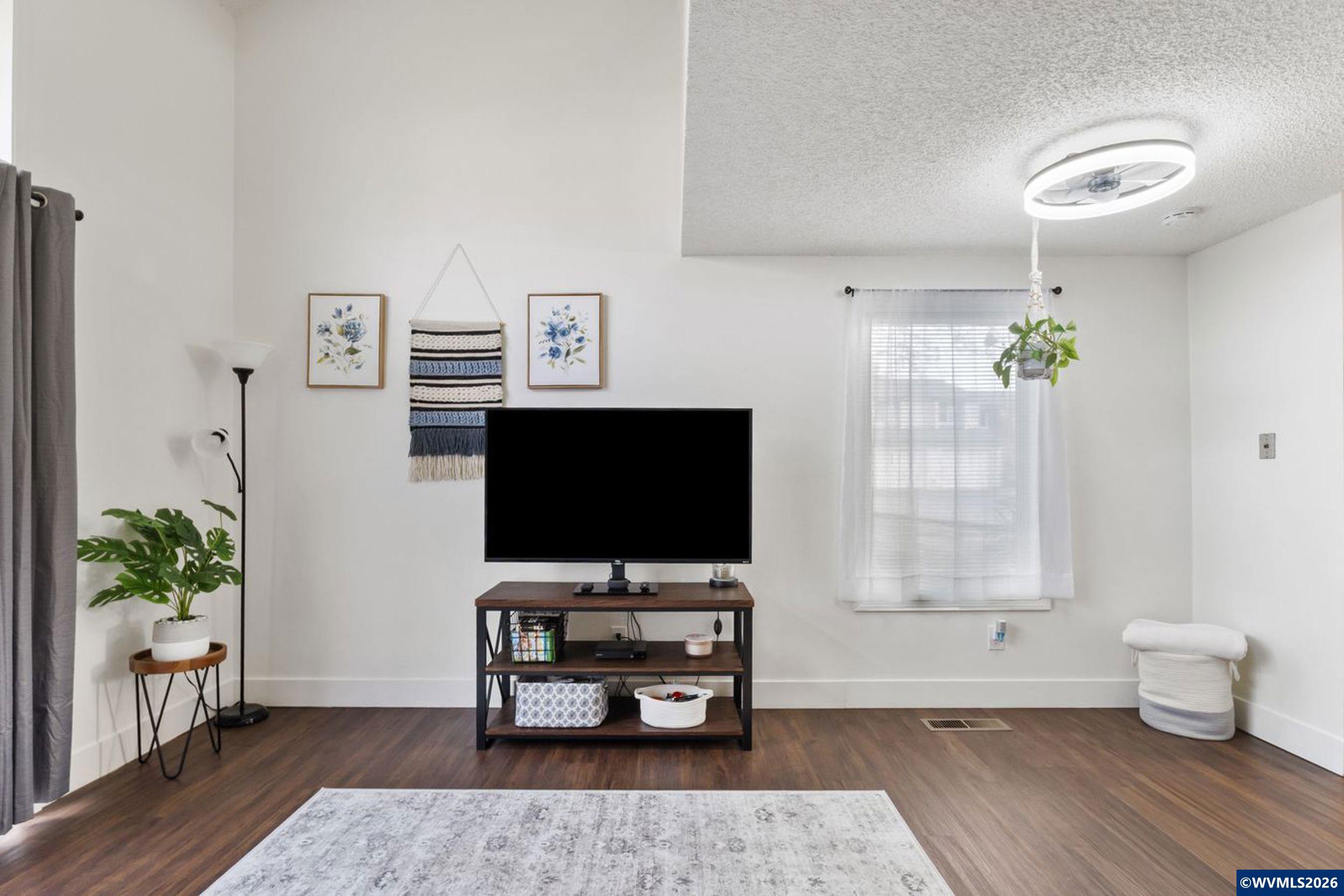 3828 NE Auburn Rd, Salem, OR, 97301