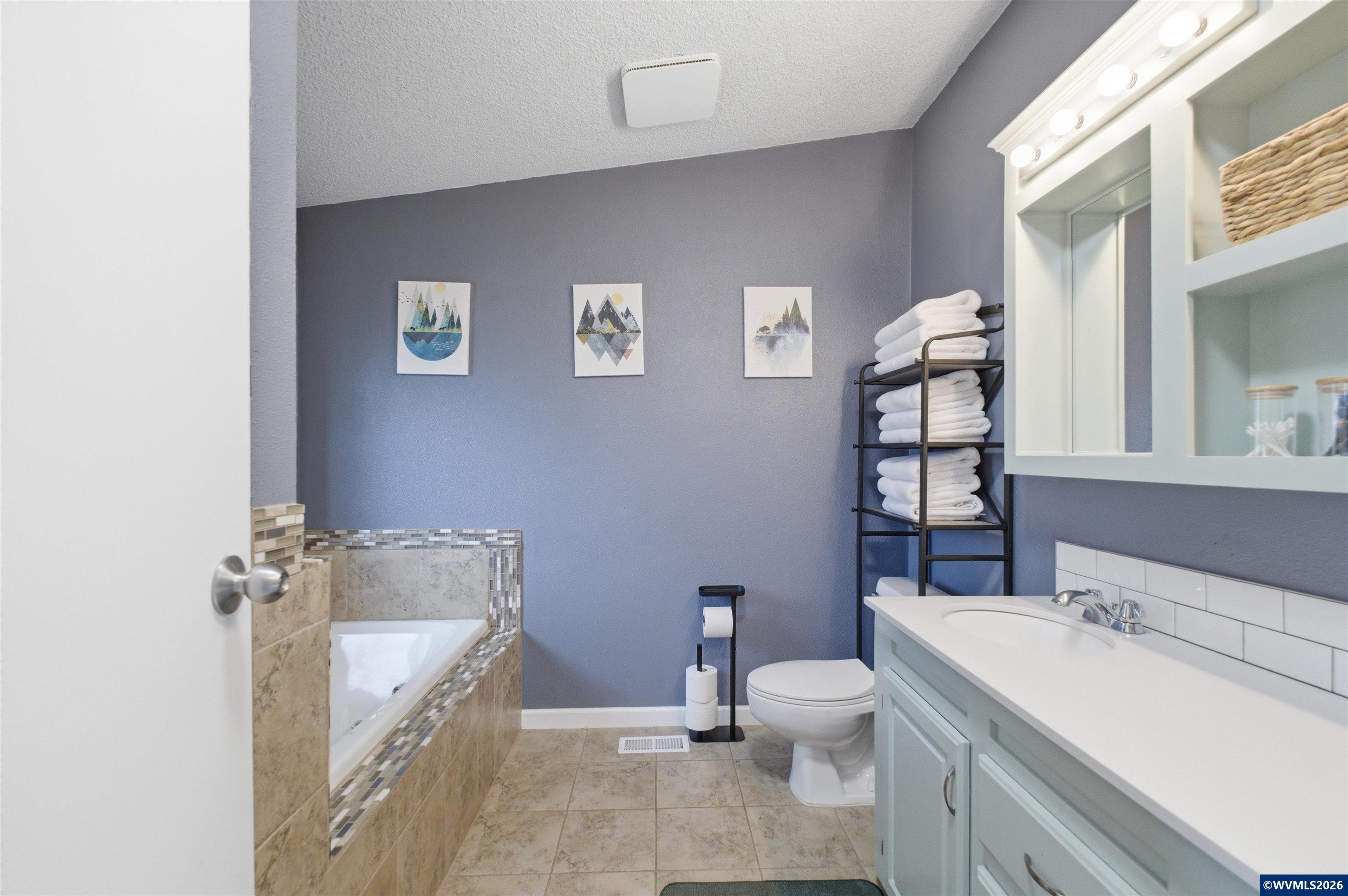 420 Rainwater Ln, Albany, OR, 97321