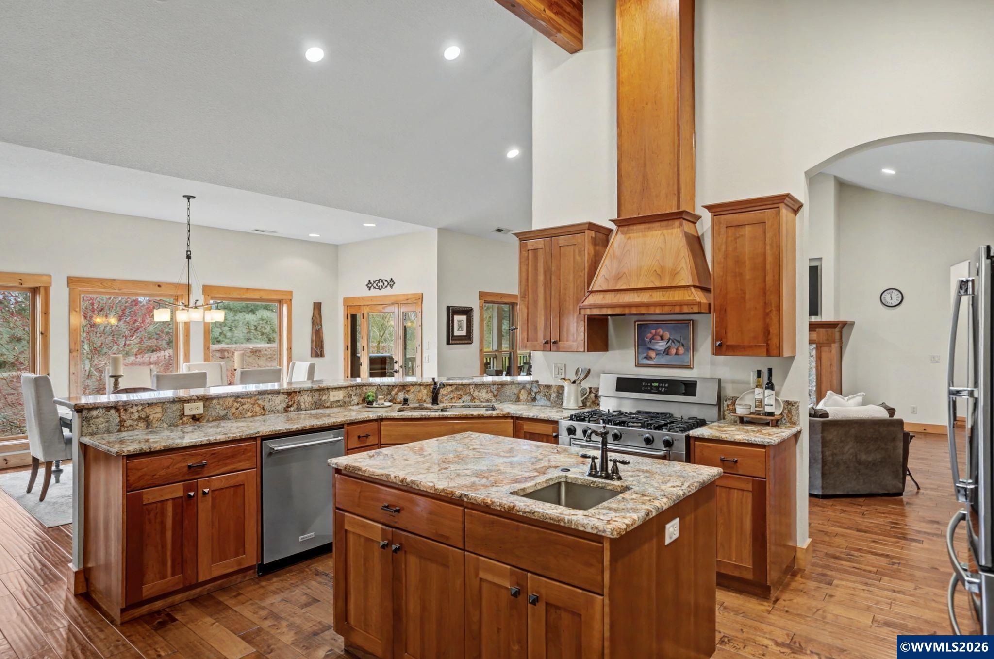 1970 NW Landaggard Dr, Salem, OR, 97304