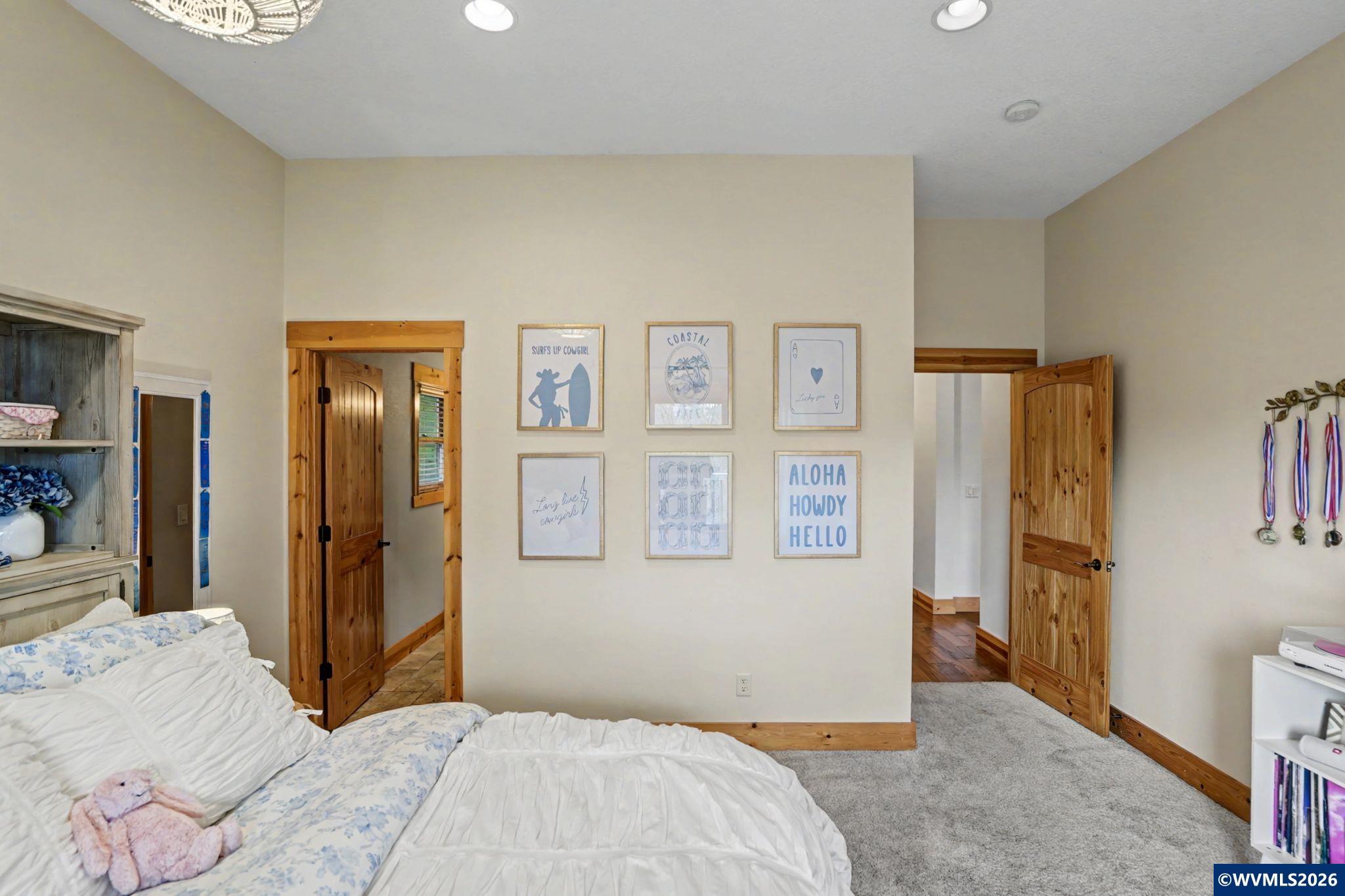 1970 NW Landaggard Dr, Salem, OR, 97304