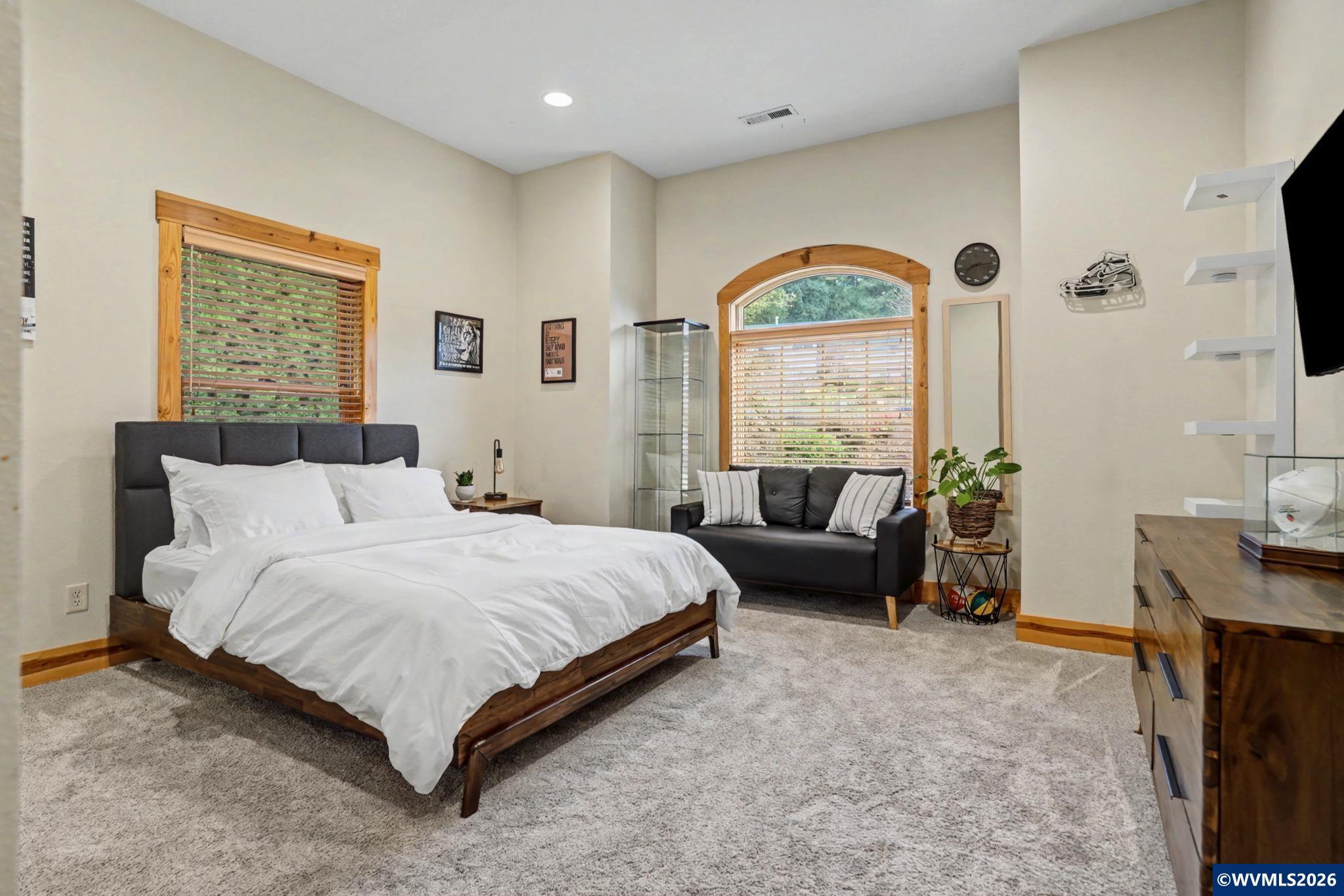 1970 NW Landaggard Dr, Salem, OR, 97304