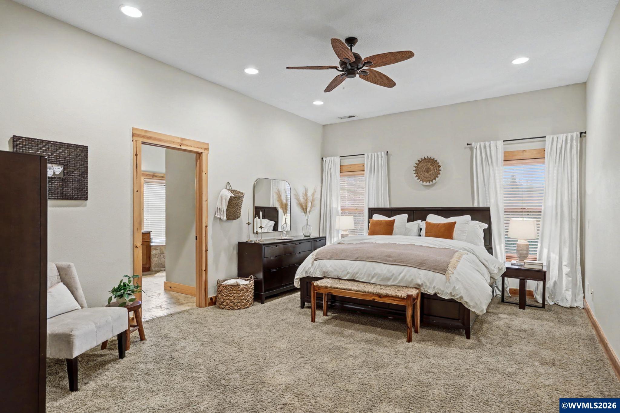 1970 NW Landaggard Dr, Salem, OR, 97304