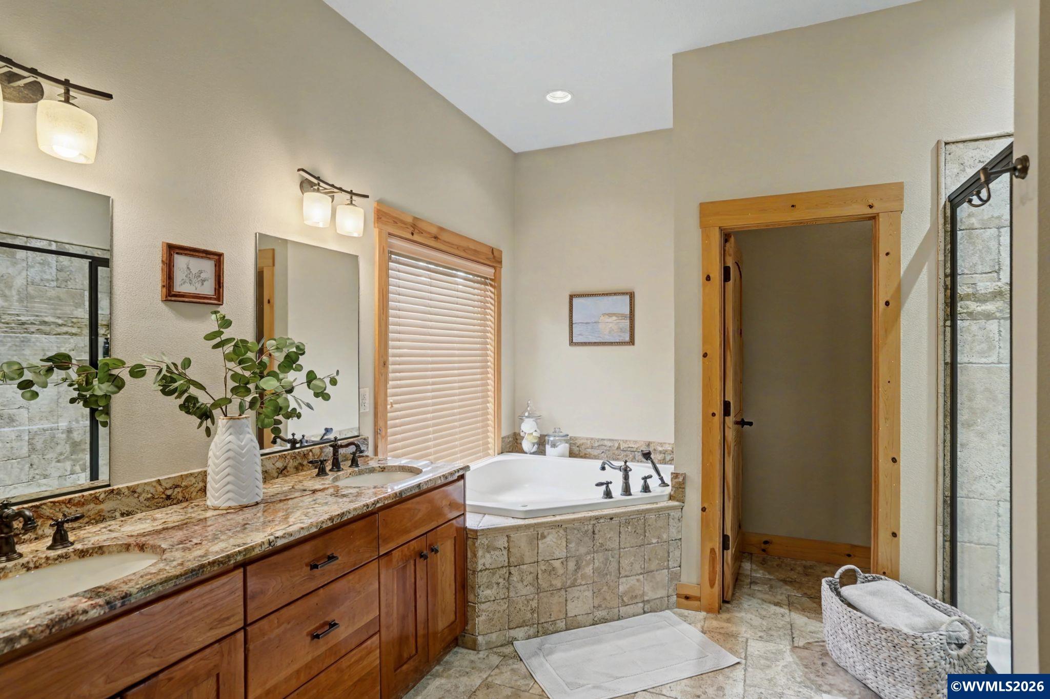 1970 NW Landaggard Dr, Salem, OR, 97304