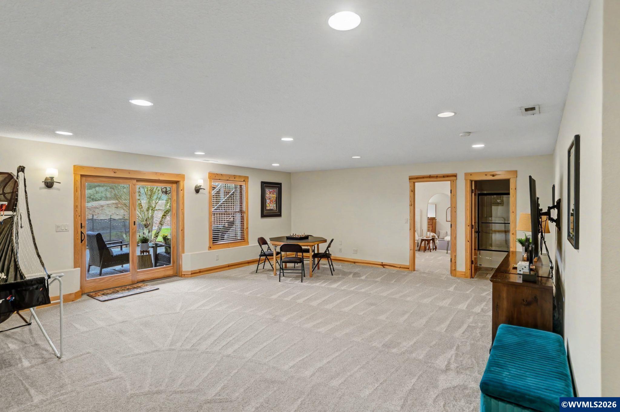 1970 NW Landaggard Dr, Salem, OR, 97304