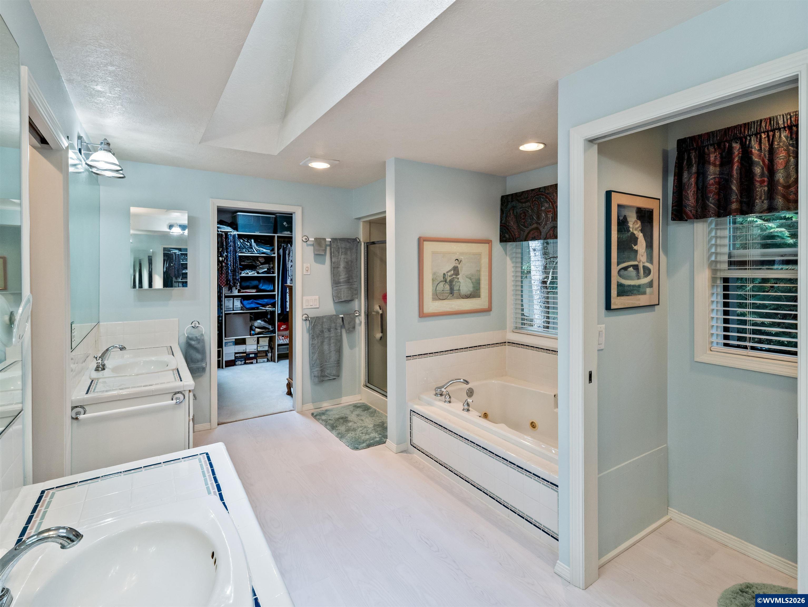 4886 Sage Hen Cir, Lake Oswego, OR, 97035