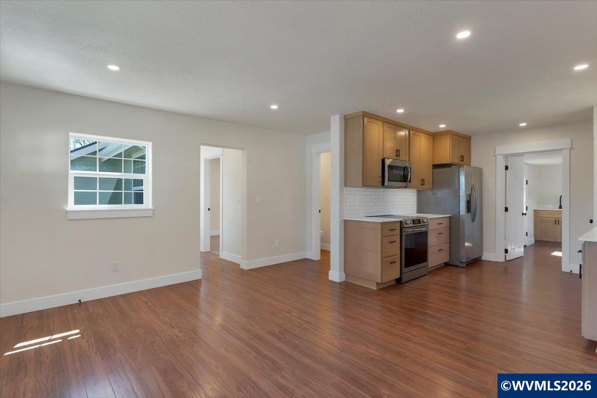 319 SW Church St, Dallas, OR, 97338