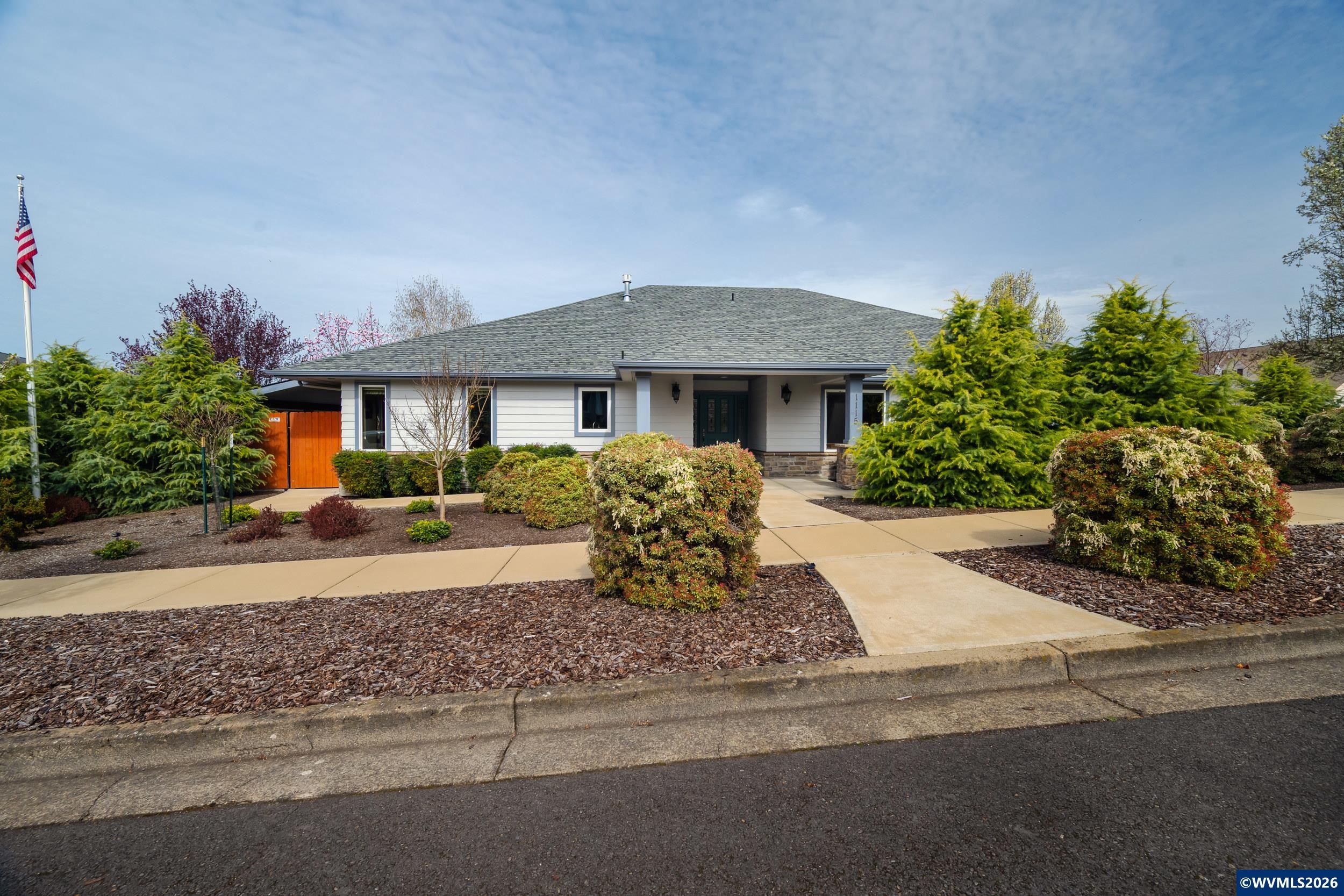 1115 Skookum Dr, Silverton, OR, 97381