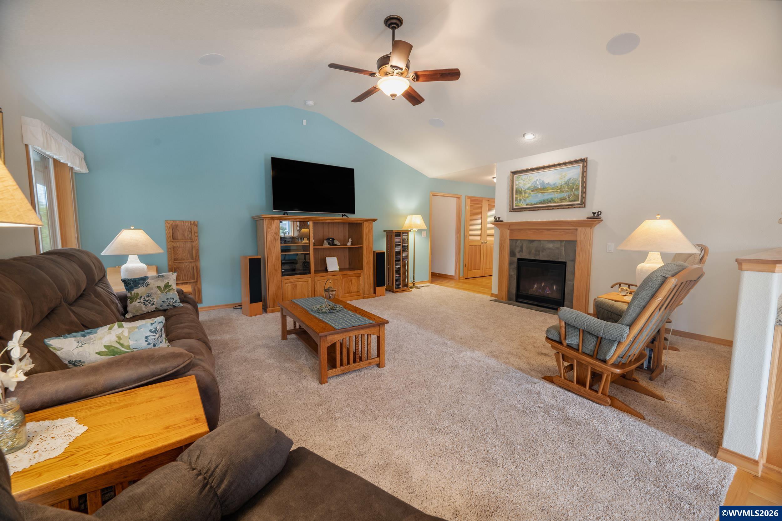 1115 Skookum Dr, Silverton, OR, 97381