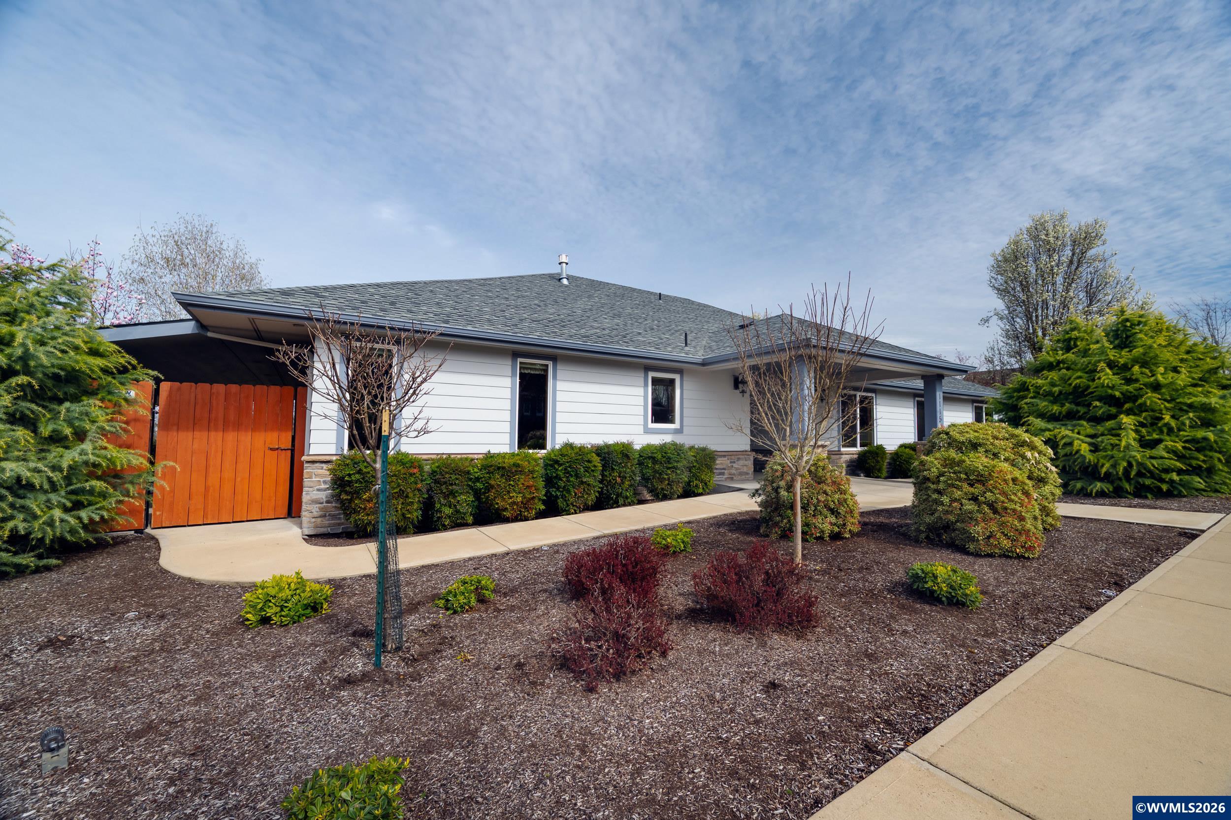 1115 Skookum Dr, Silverton, OR, 97381