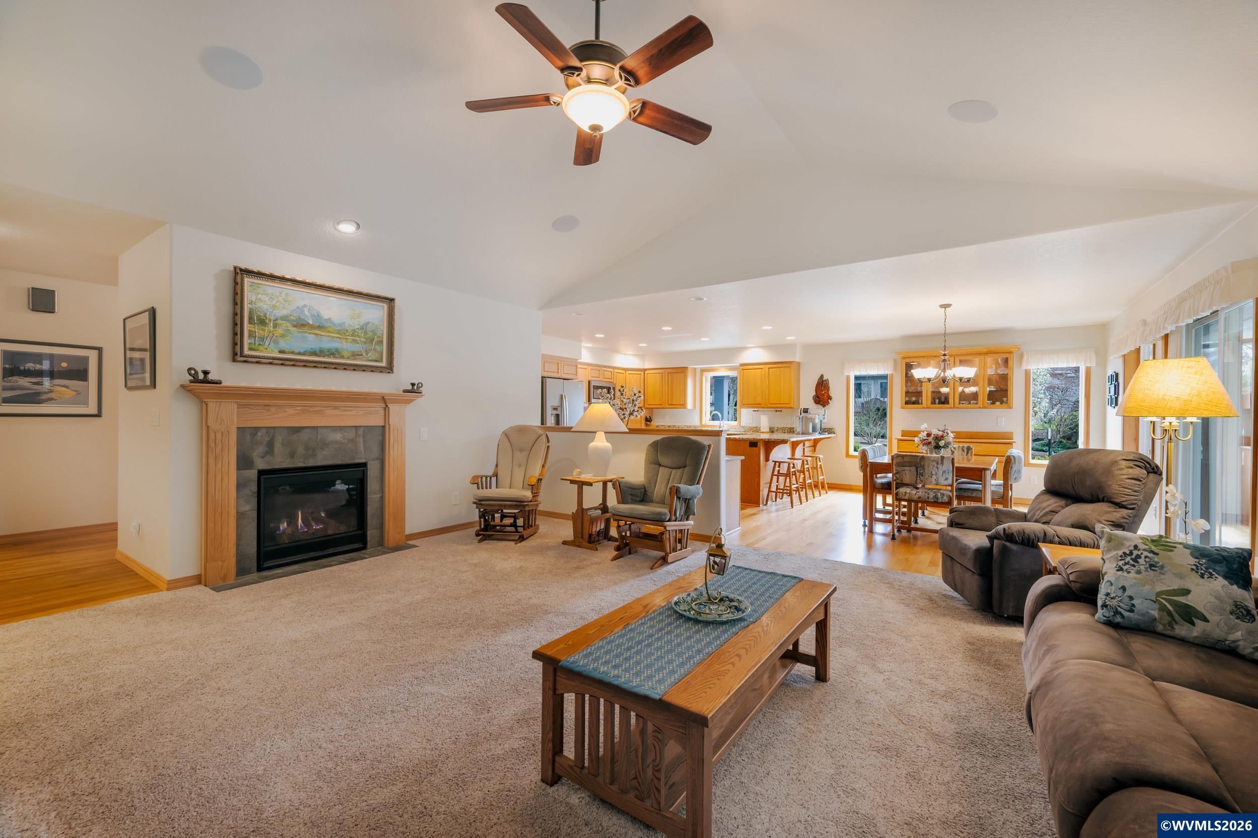 1115 Skookum Dr, Silverton, OR, 97381