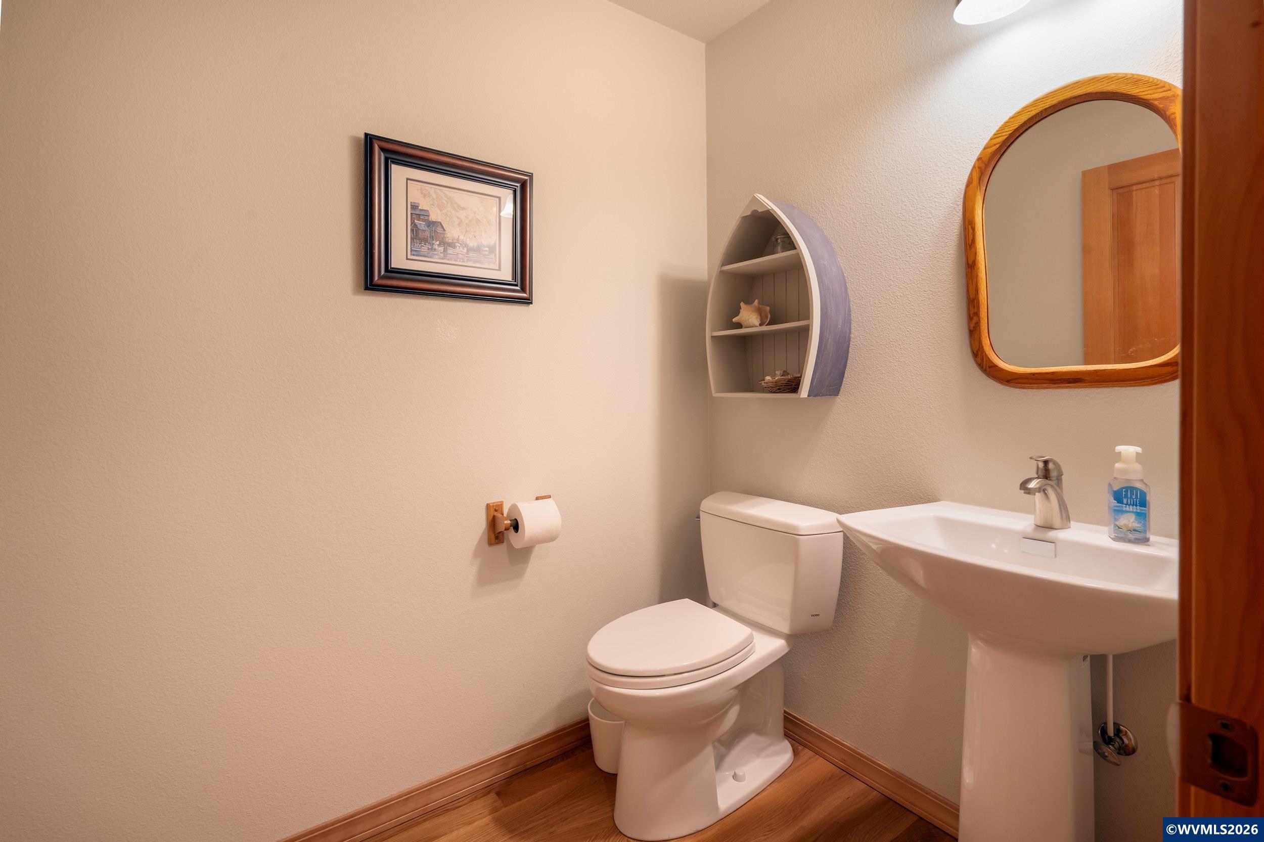 1115 Skookum Dr, Silverton, OR, 97381