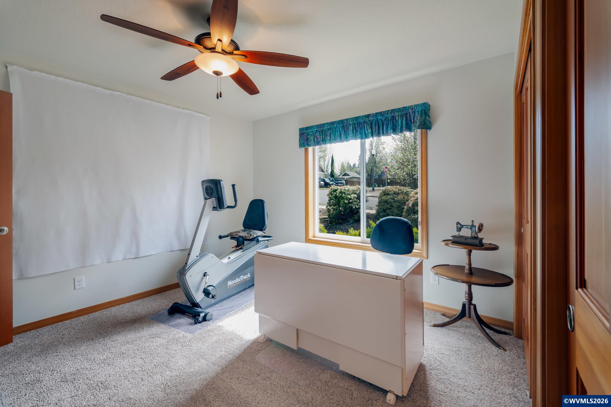 1115 Skookum Dr, Silverton, OR, 97381