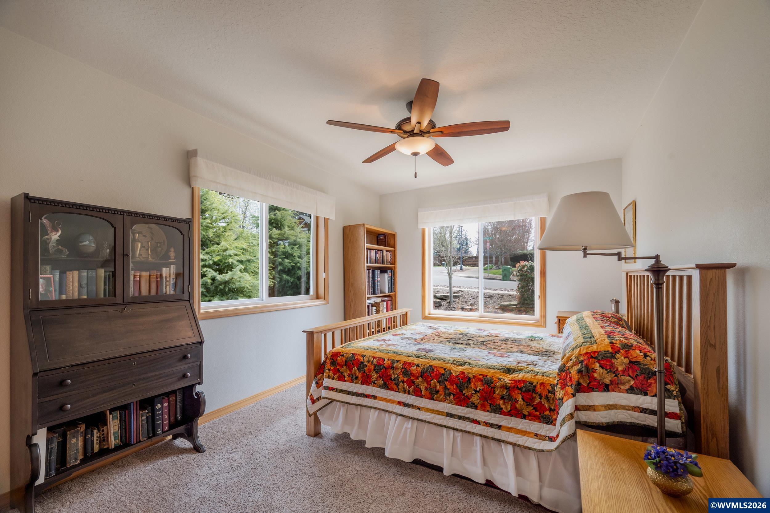 1115 Skookum Dr, Silverton, OR, 97381