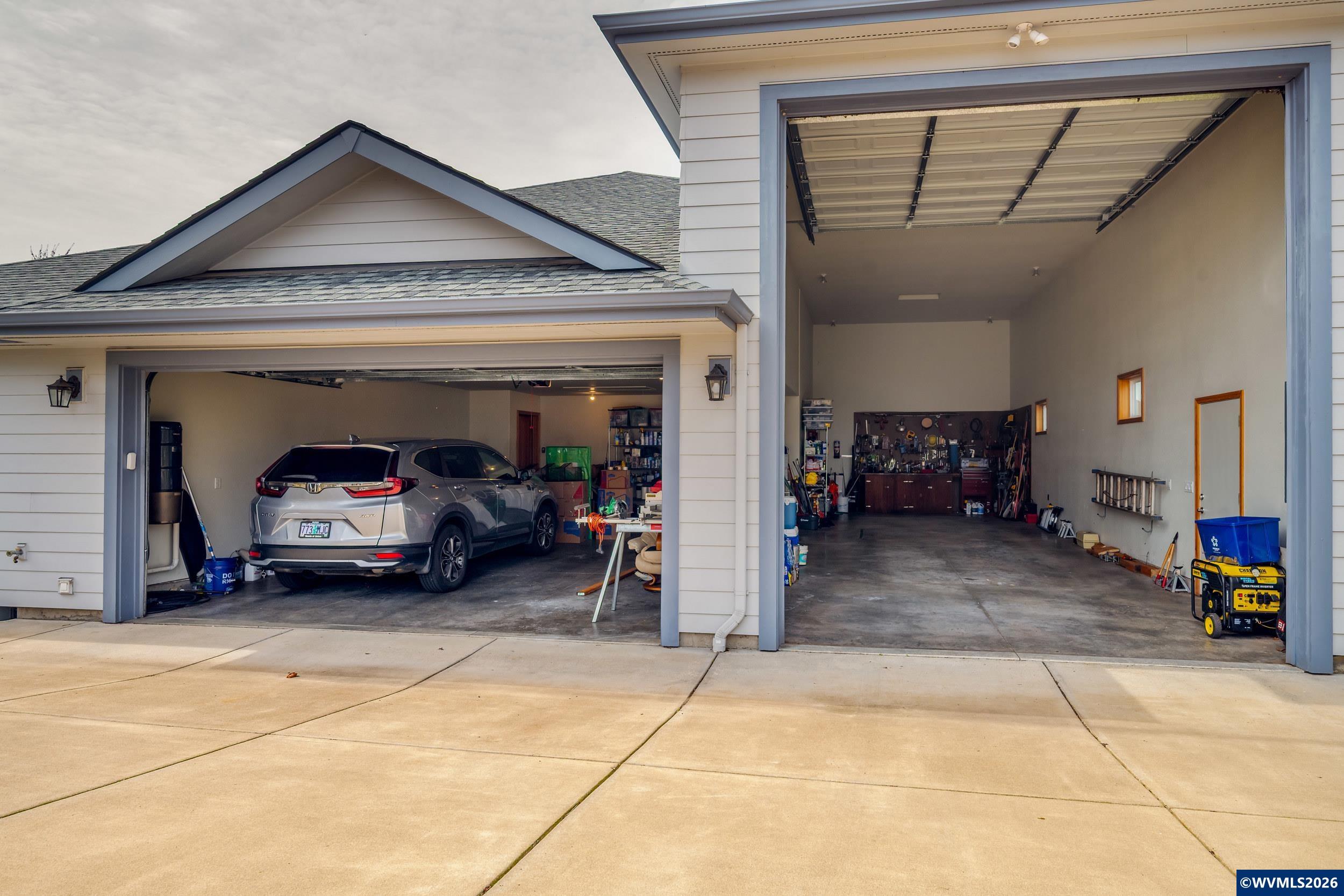 1115 Skookum Dr, Silverton, OR, 97381