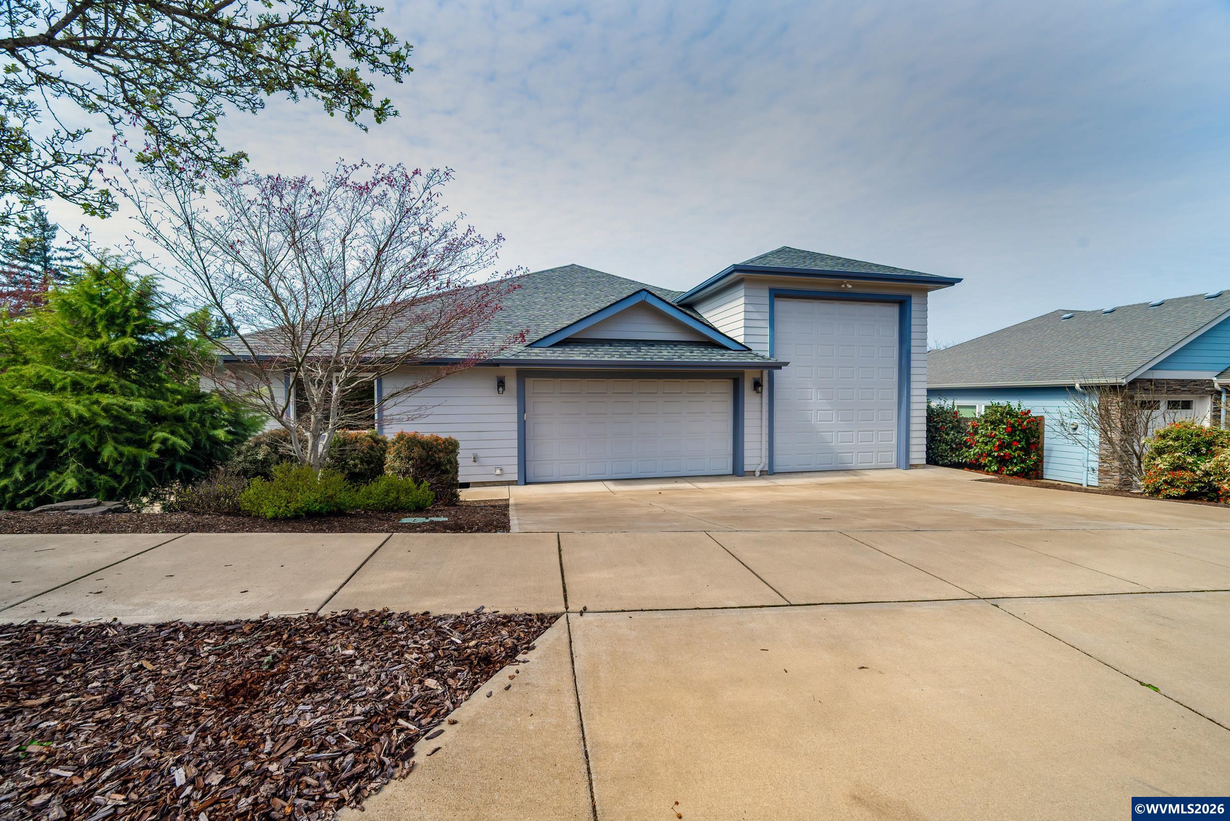 1115 Skookum Dr, Silverton, OR, 97381