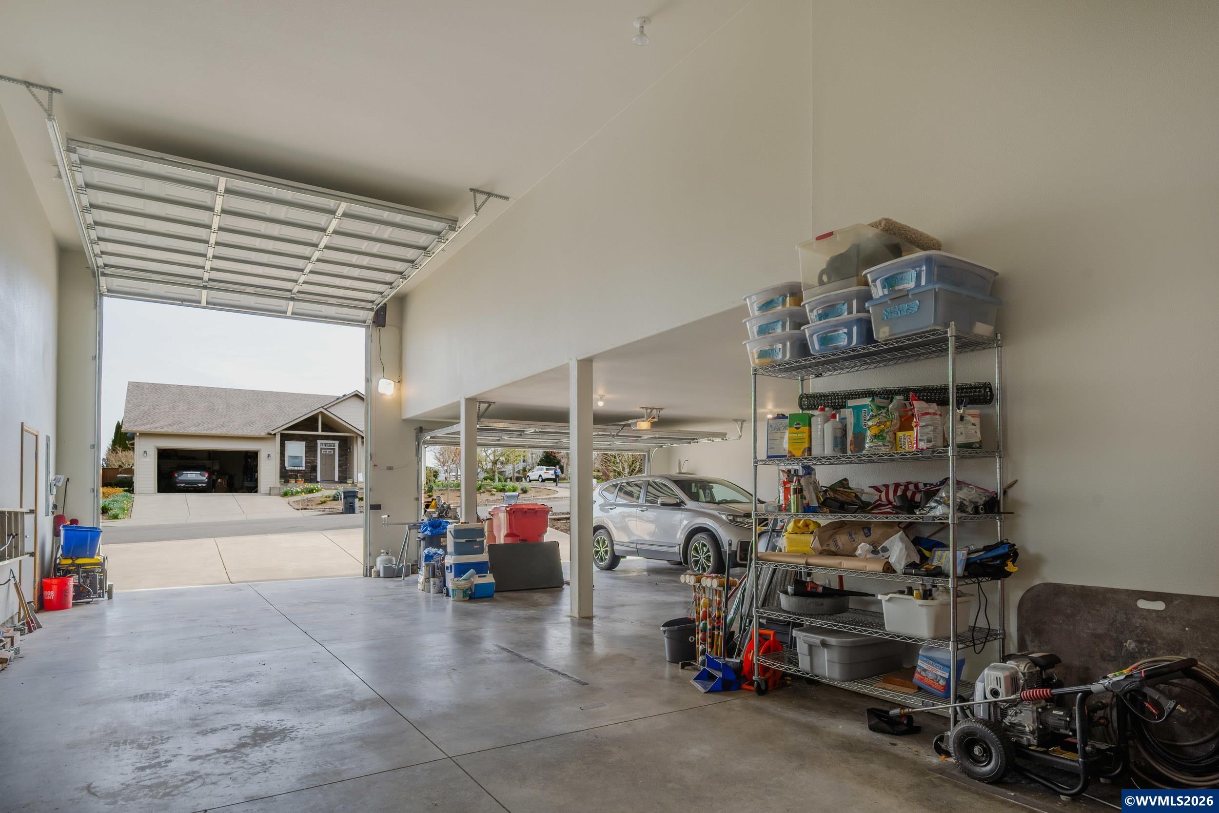 1115 Skookum Dr, Silverton, OR, 97381