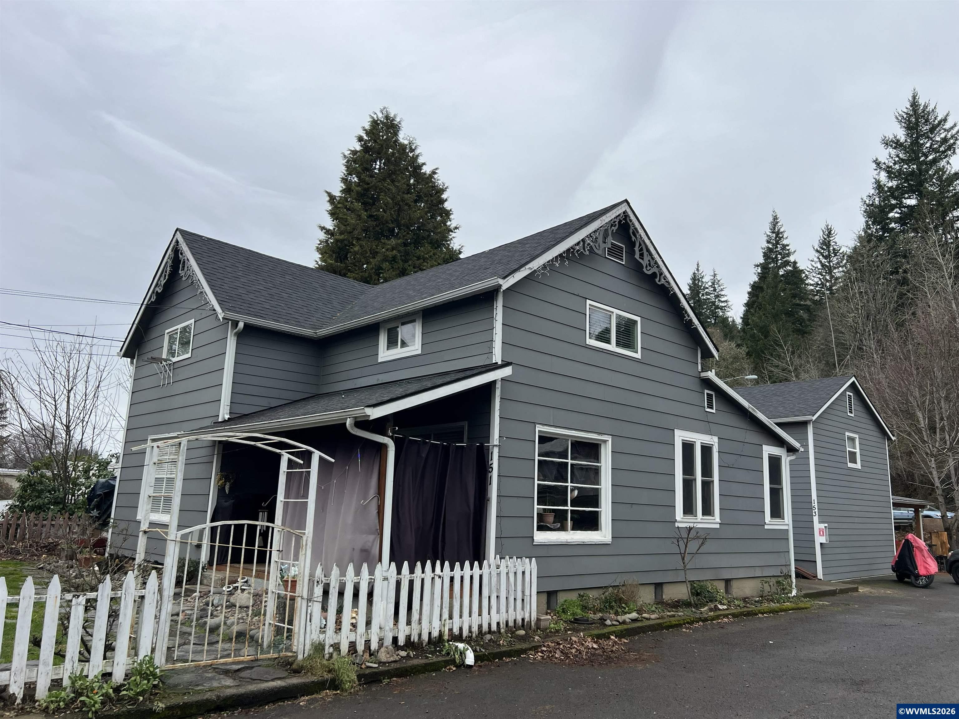 420 SW 4th (-430 1/2) Av, Albany, OR, 97321