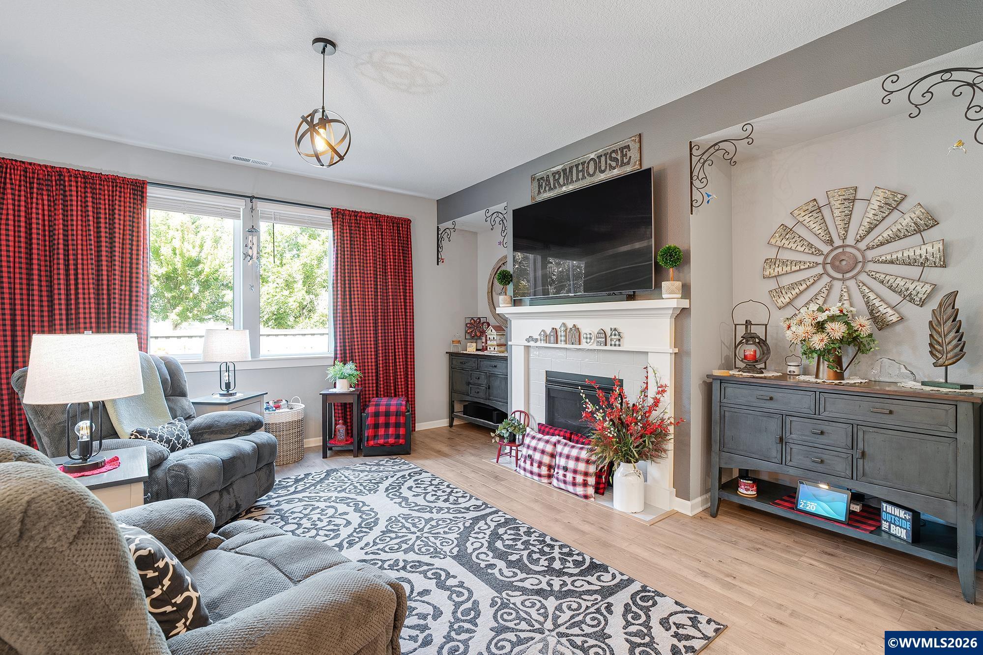 2091 35th Av, Forest Grove, OR, 97116