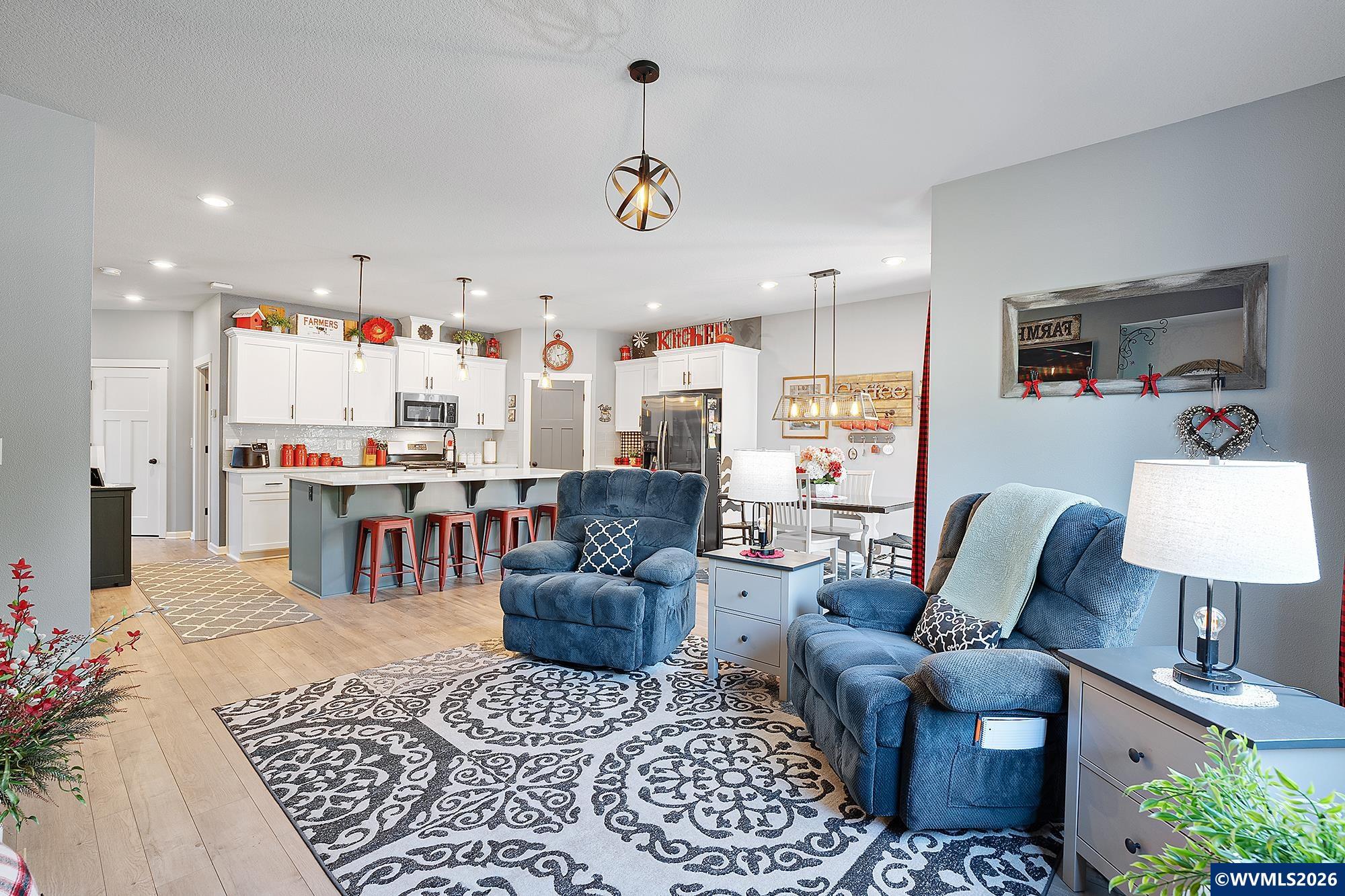 2091 35th Av, Forest Grove, OR, 97116