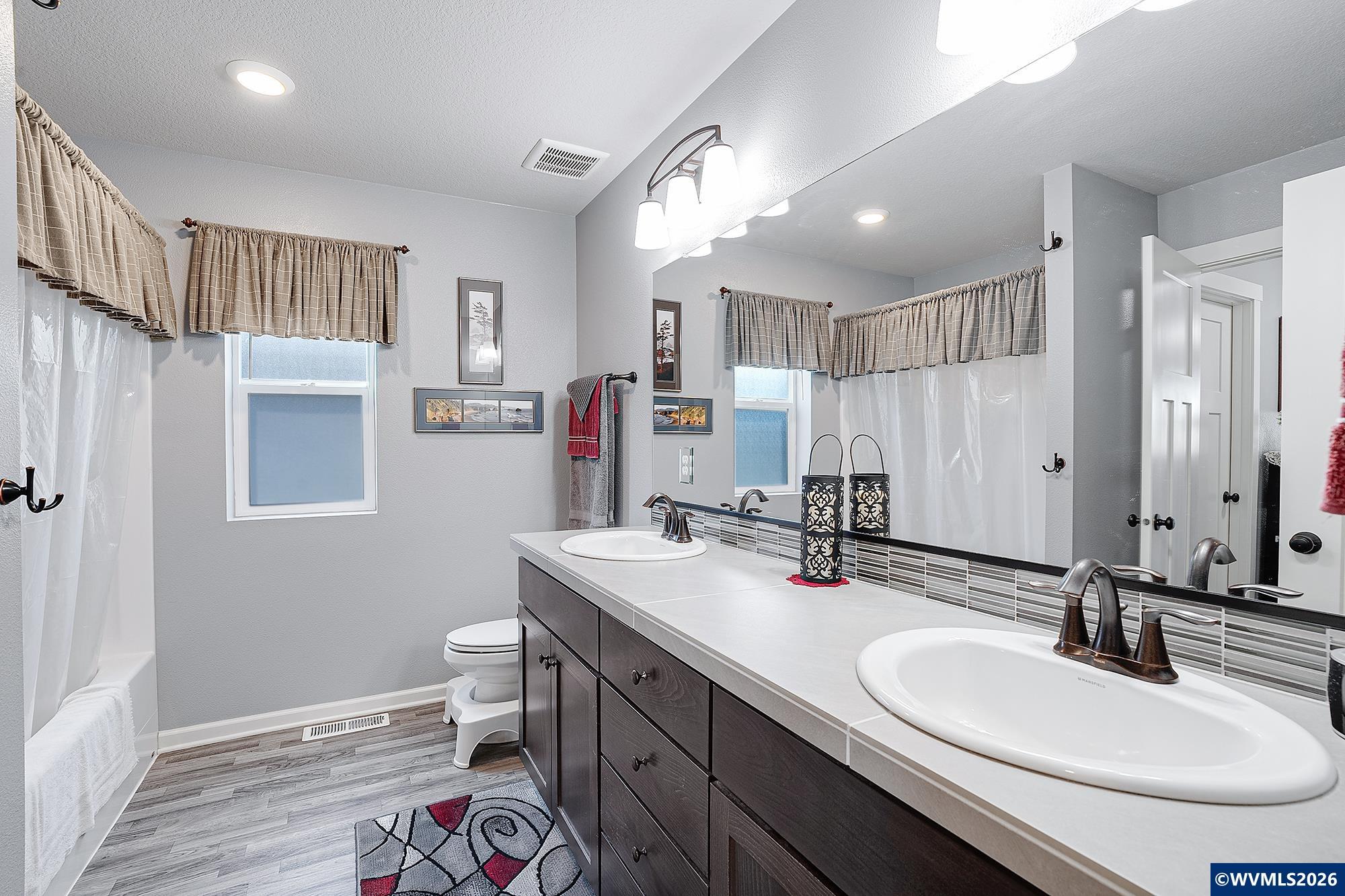 2091 35th Av, Forest Grove, OR, 97116