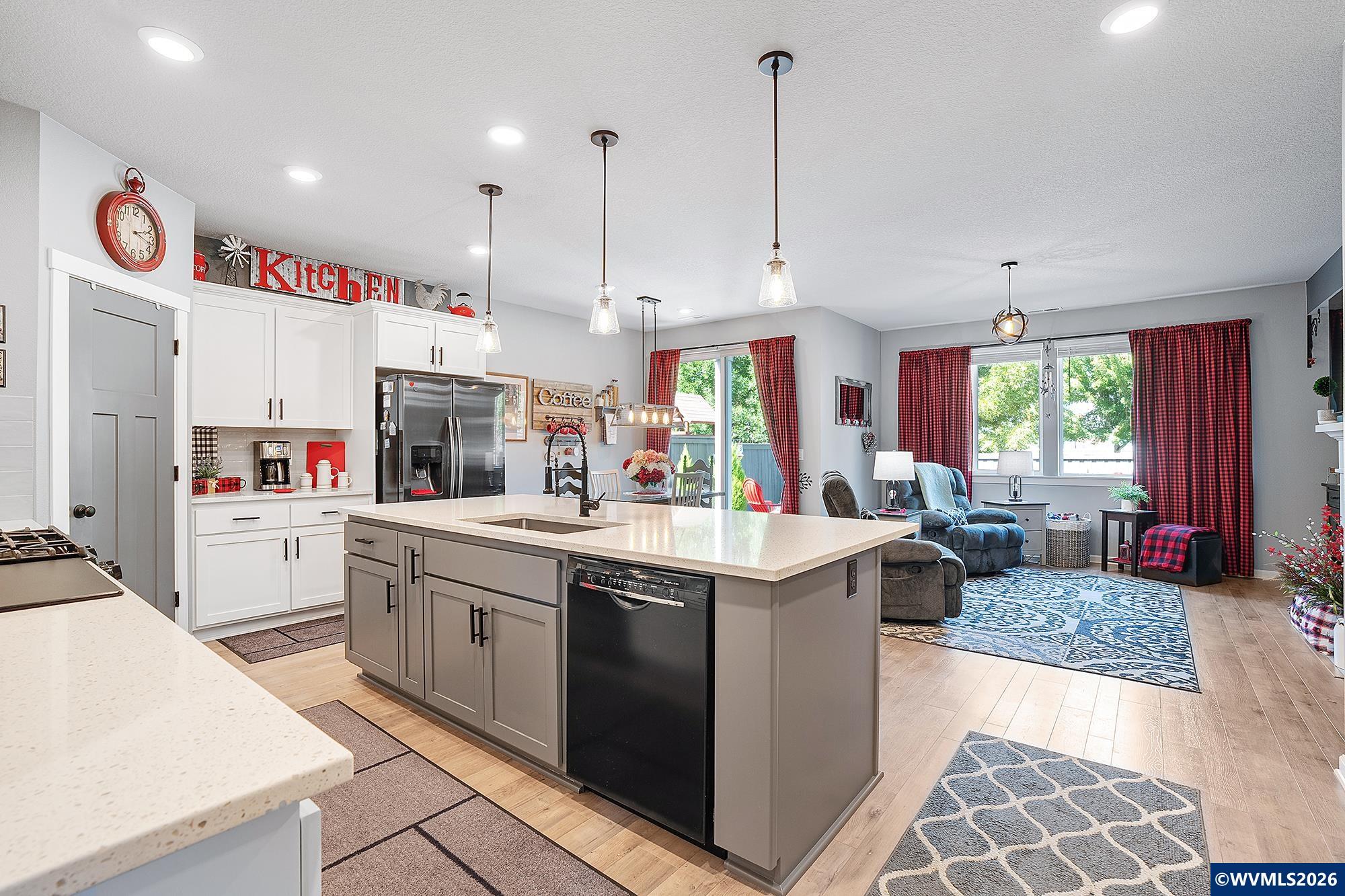 2091 35th Av, Forest Grove, OR, 97116