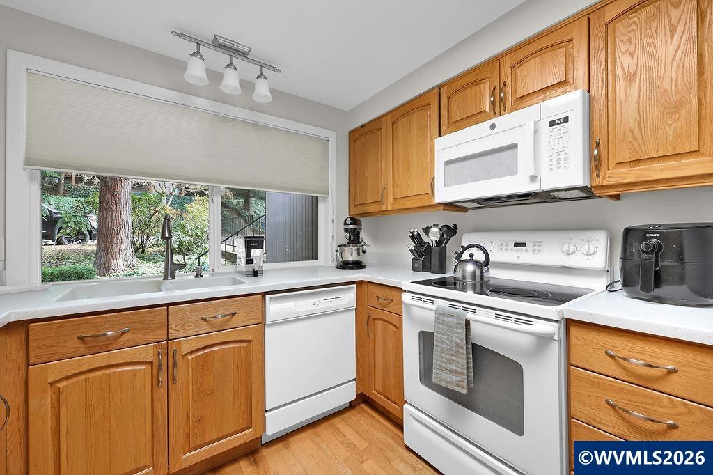 Image 14