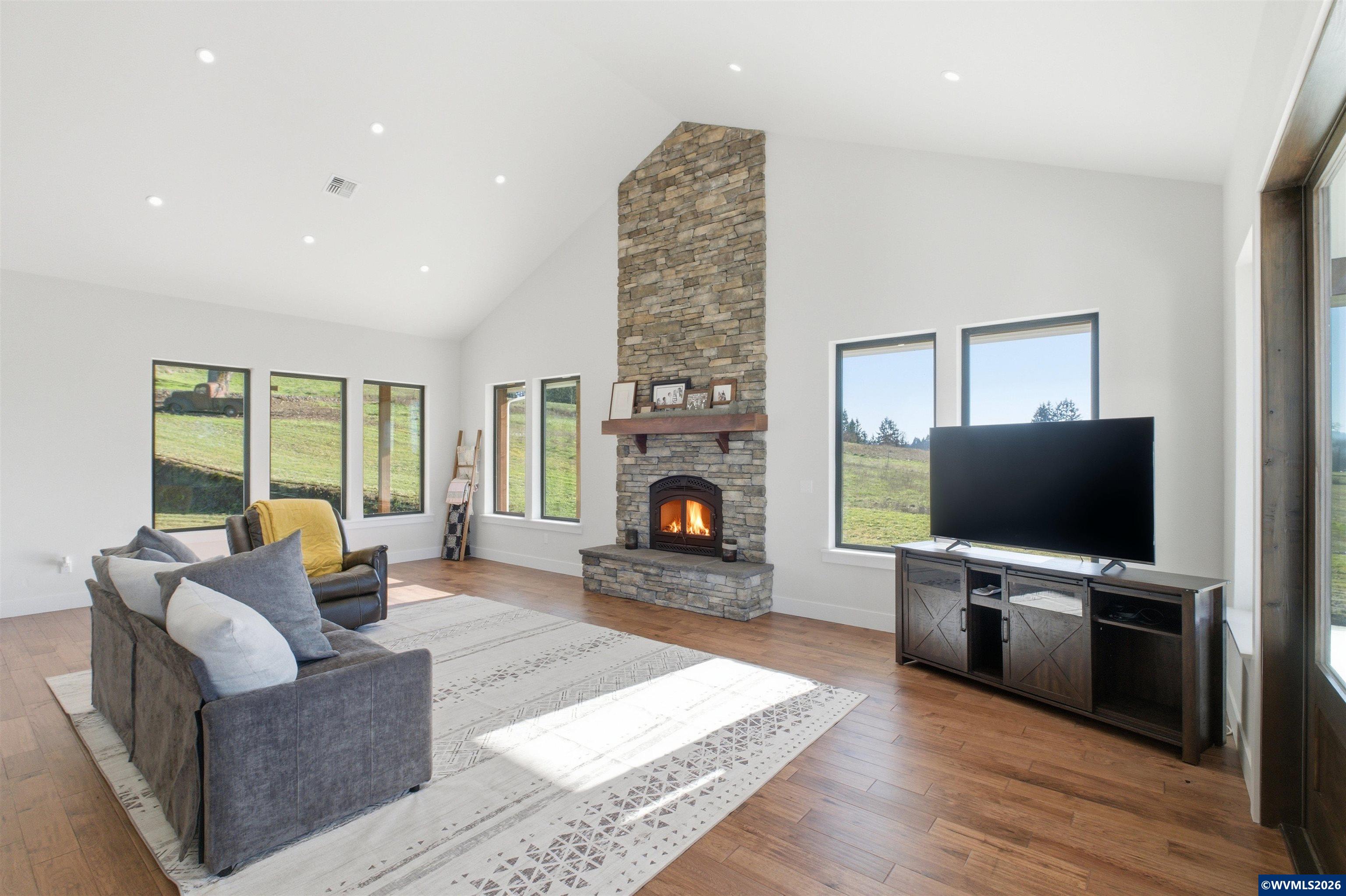 40327 Linn Haven Lp, Lebanon, OR, 97355