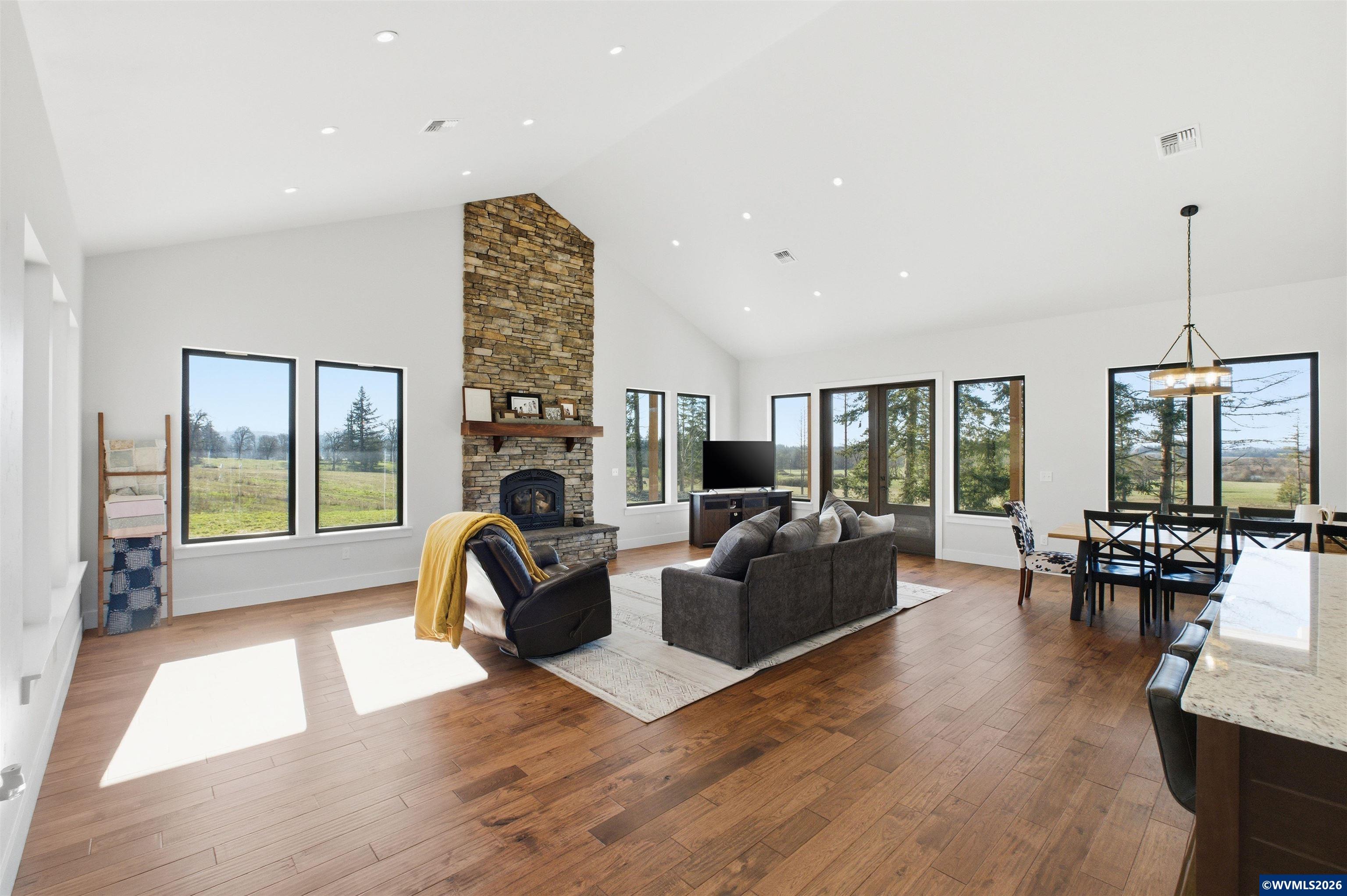 40327 Linn Haven Lp, Lebanon, OR, 97355