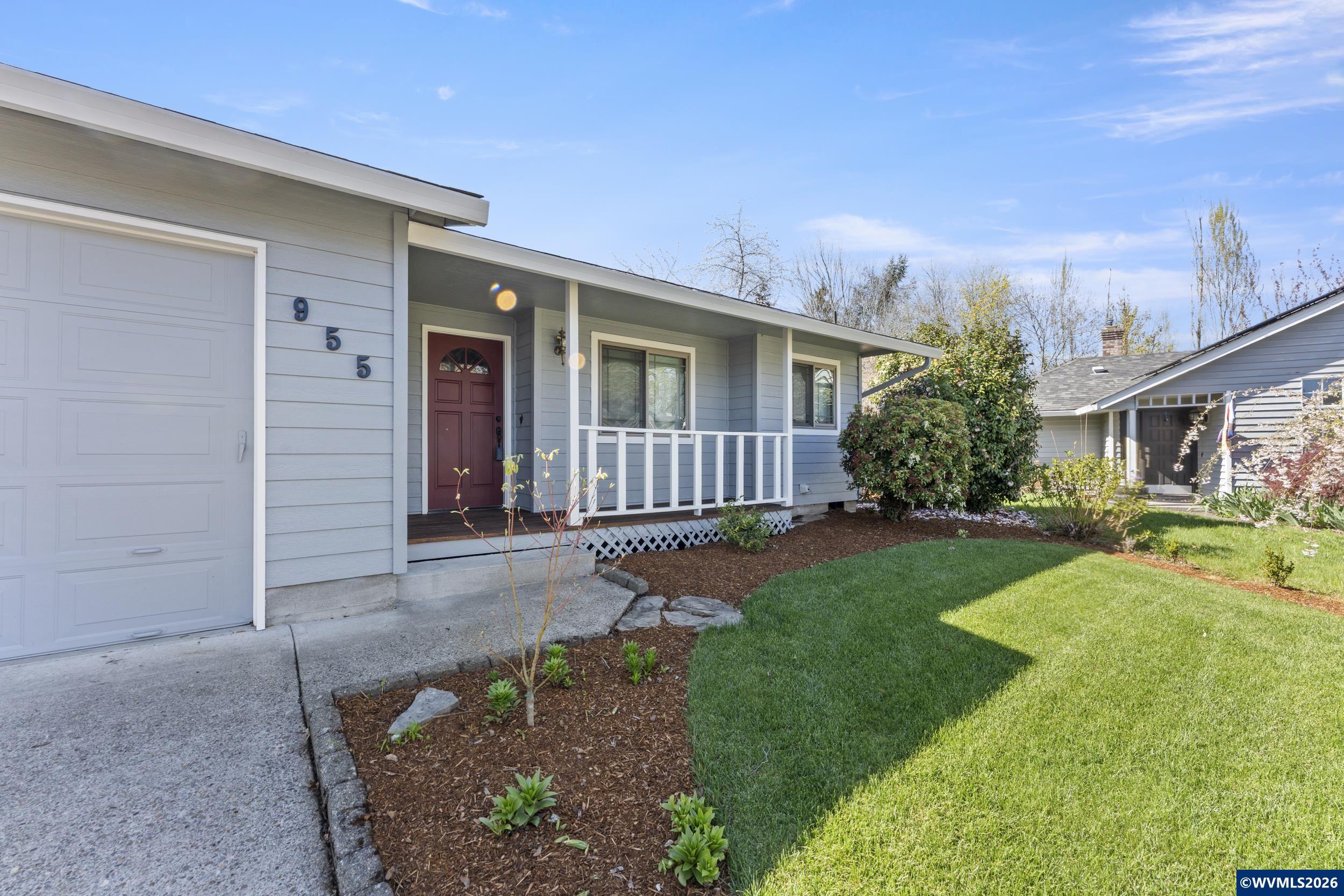 955 NE Wildflower St, Salem, OR, 97301