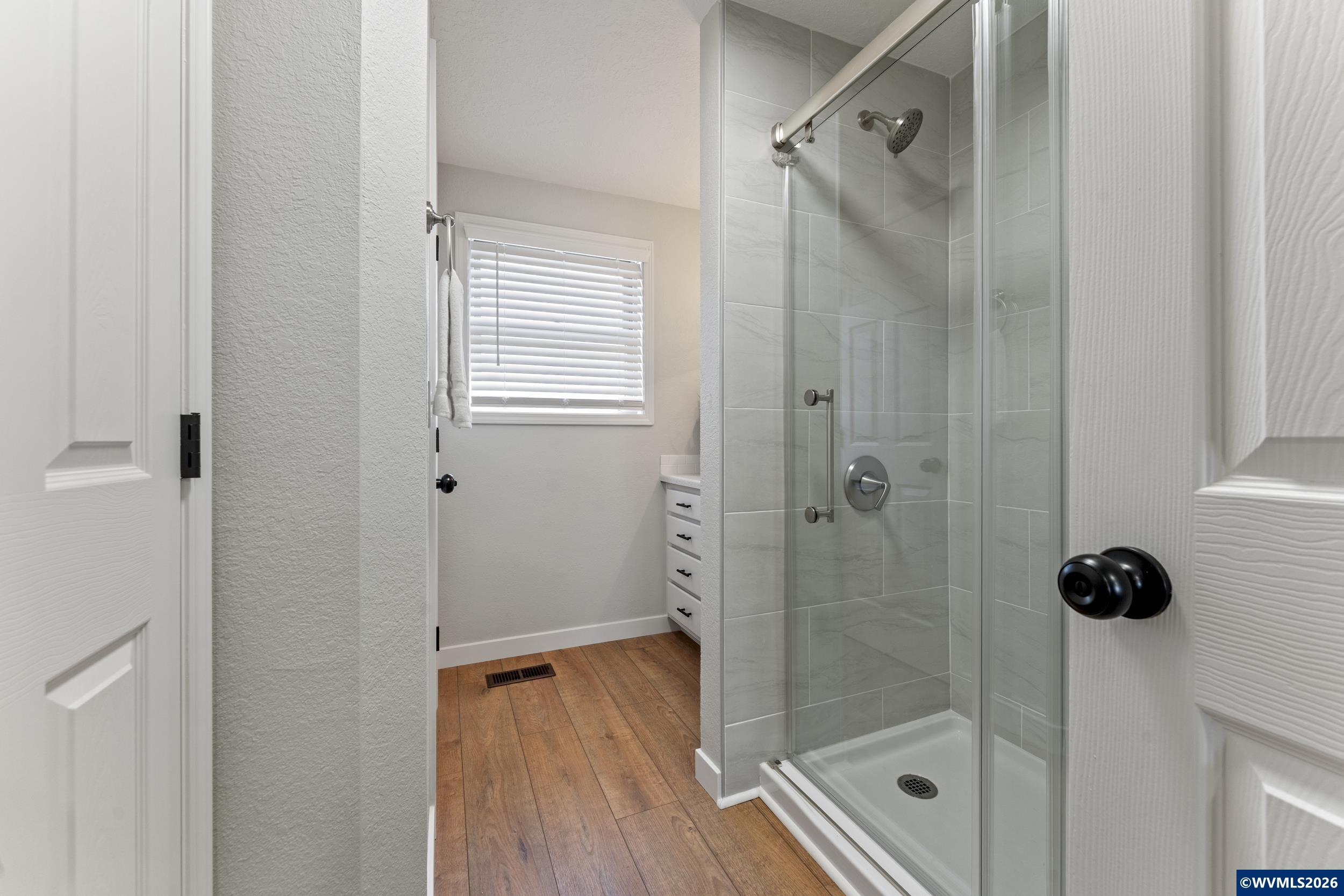 955 NE Wildflower St, Salem, OR, 97301