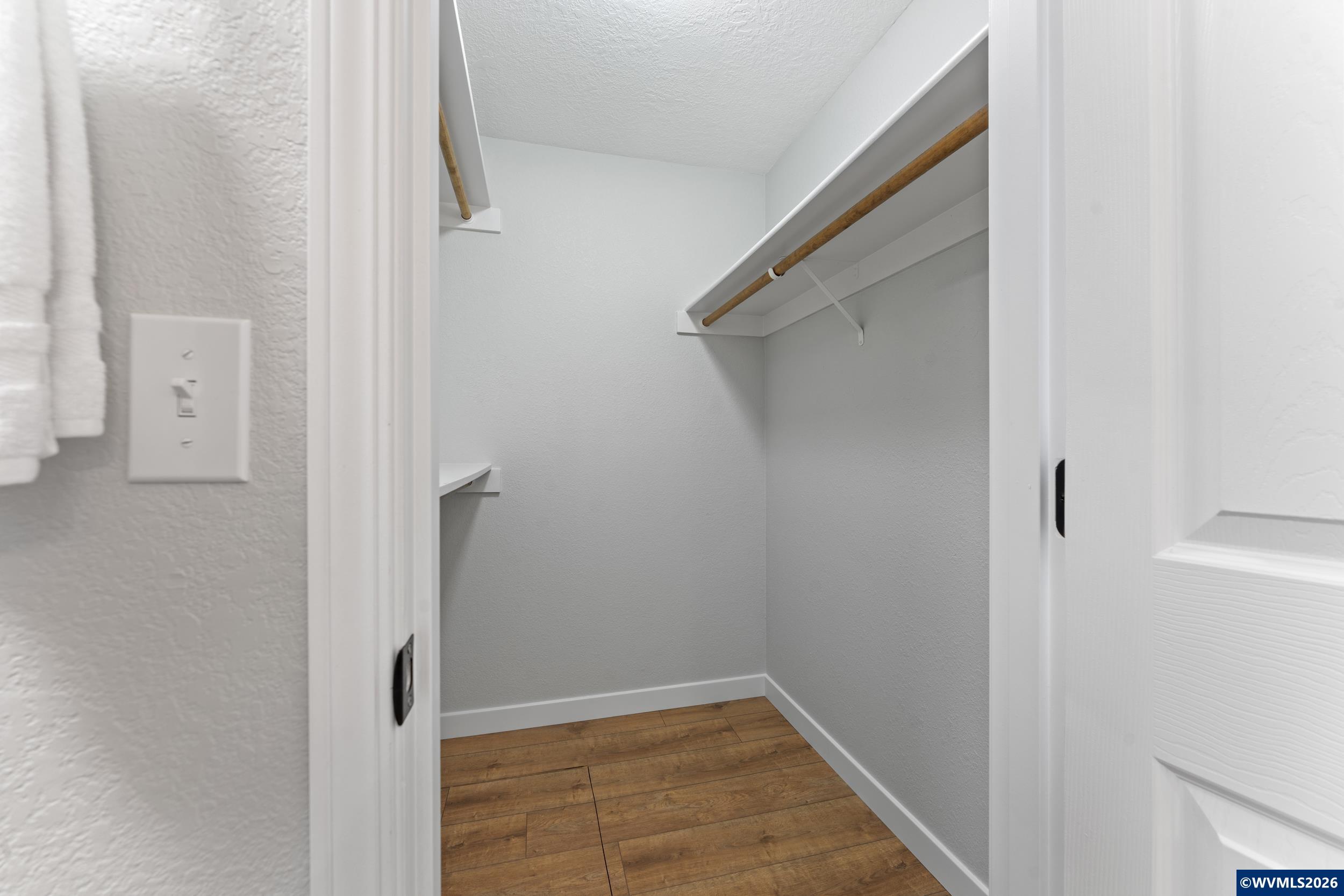 955 NE Wildflower St, Salem, OR, 97301