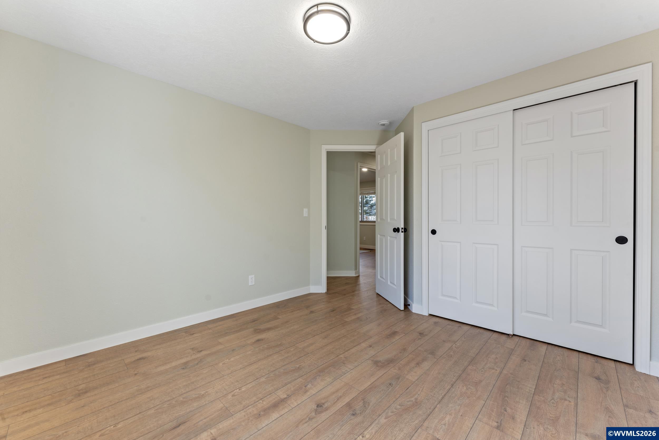 955 NE Wildflower St, Salem, OR, 97301