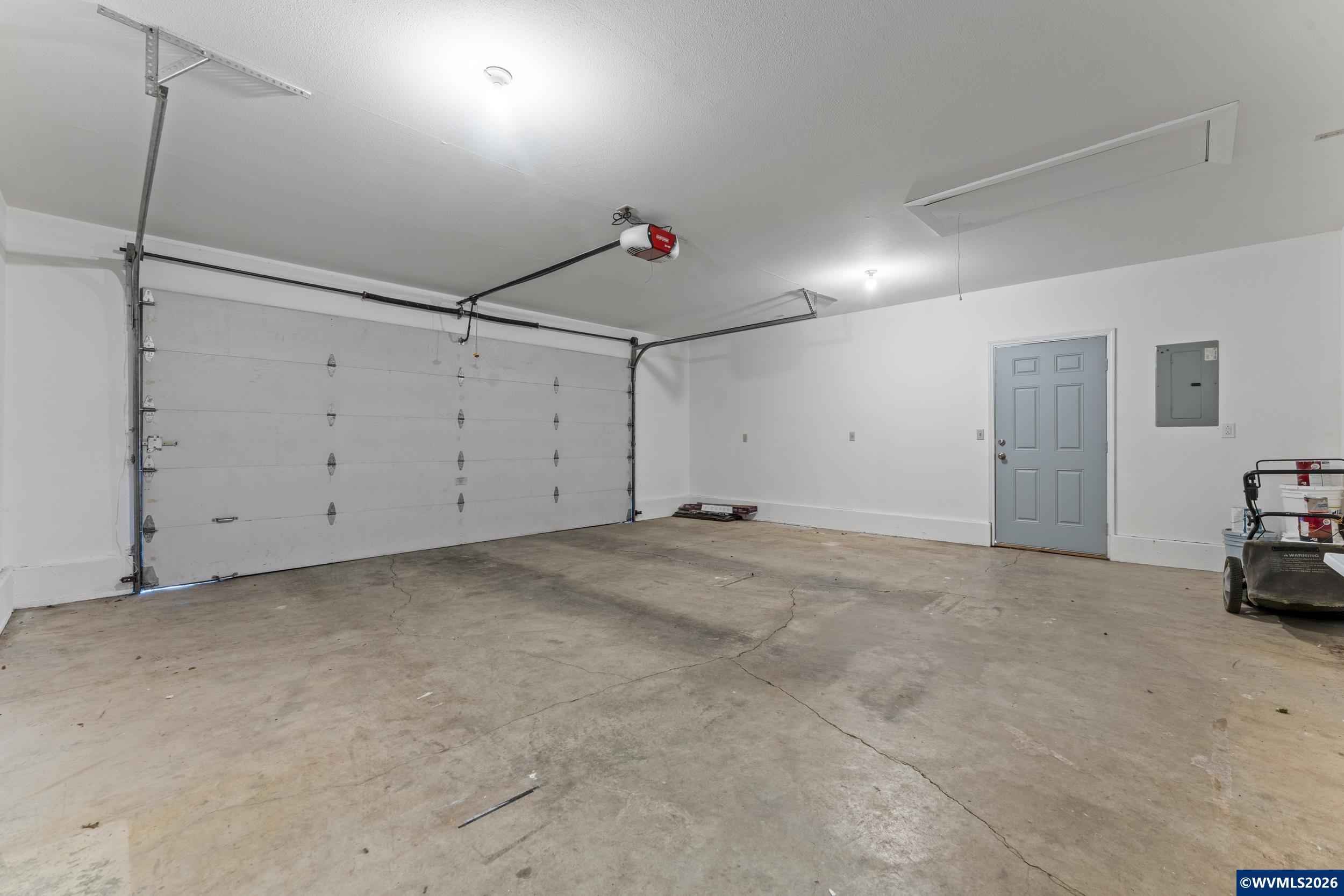 955 NE Wildflower St, Salem, OR, 97301