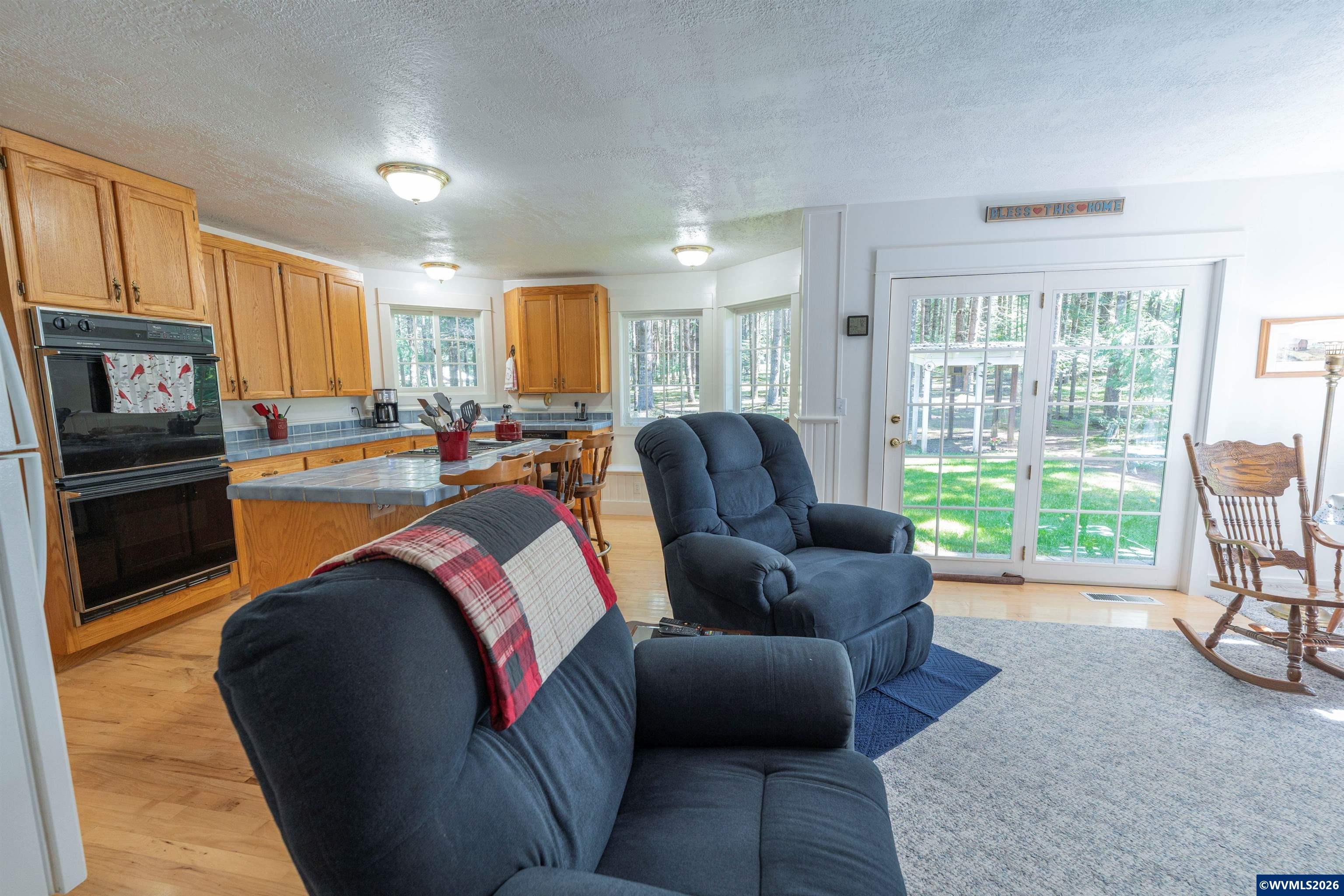 753253 Mosby Creek Rd, Cottage Grove, OR, 97424