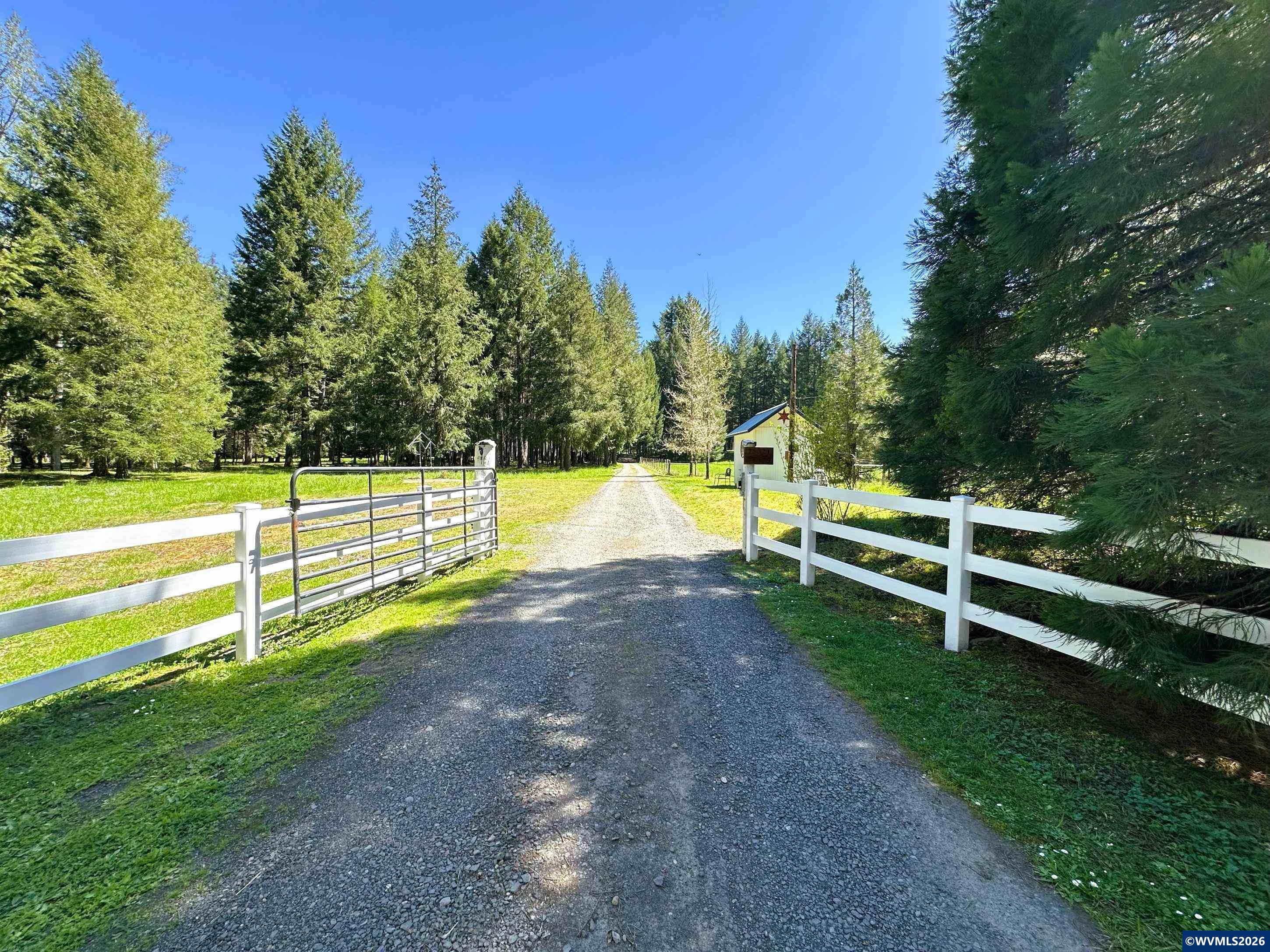 753253 Mosby Creek Rd, Cottage Grove, OR, 97424