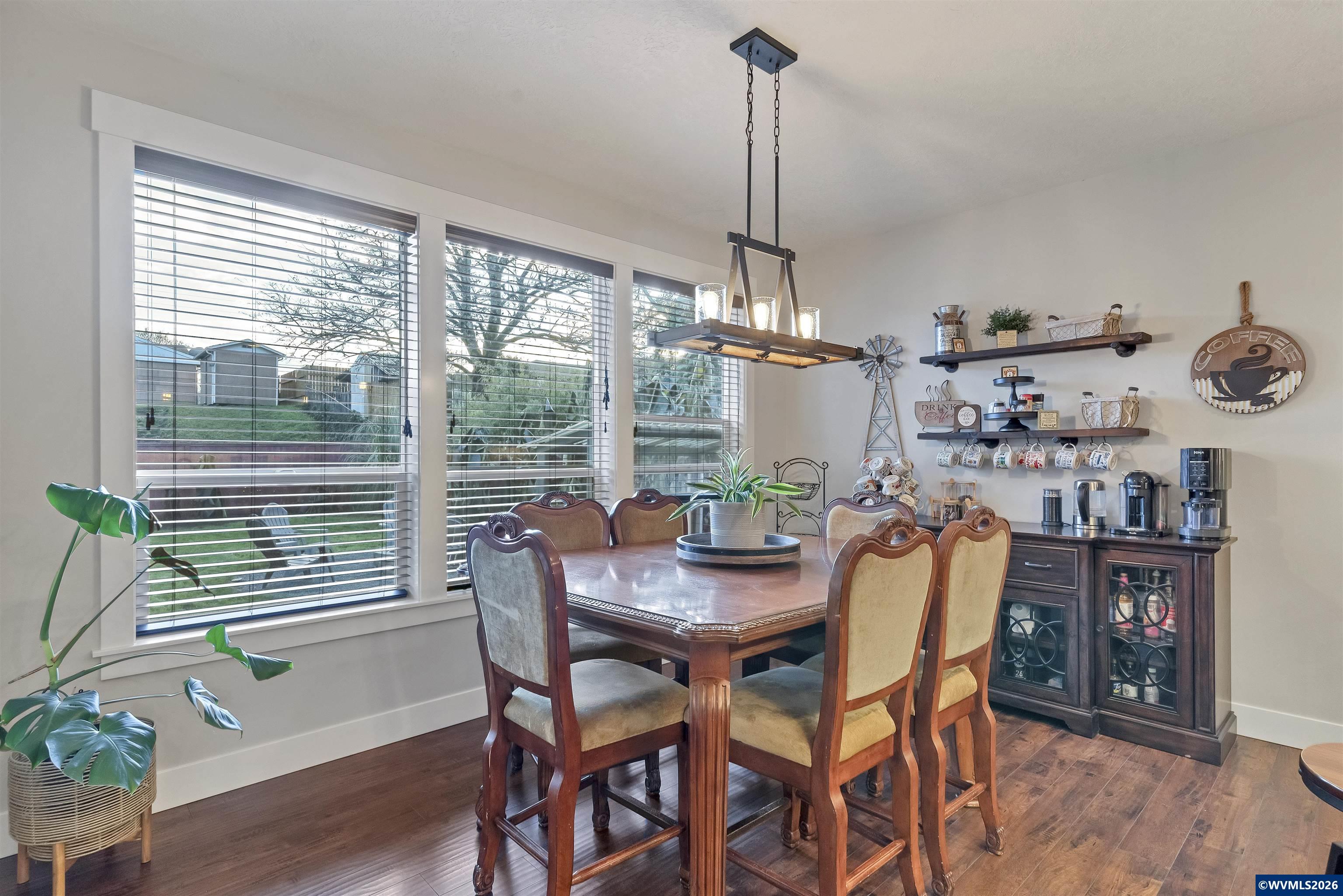 1465 SE Greening Dr, Dallas, OR, 97338