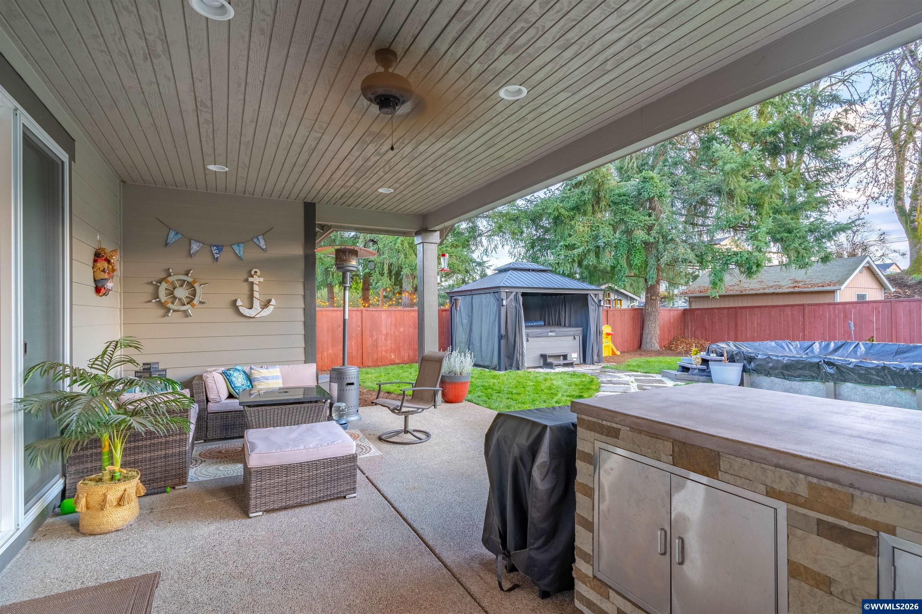 1465 SE Greening Dr, Dallas, OR, 97338