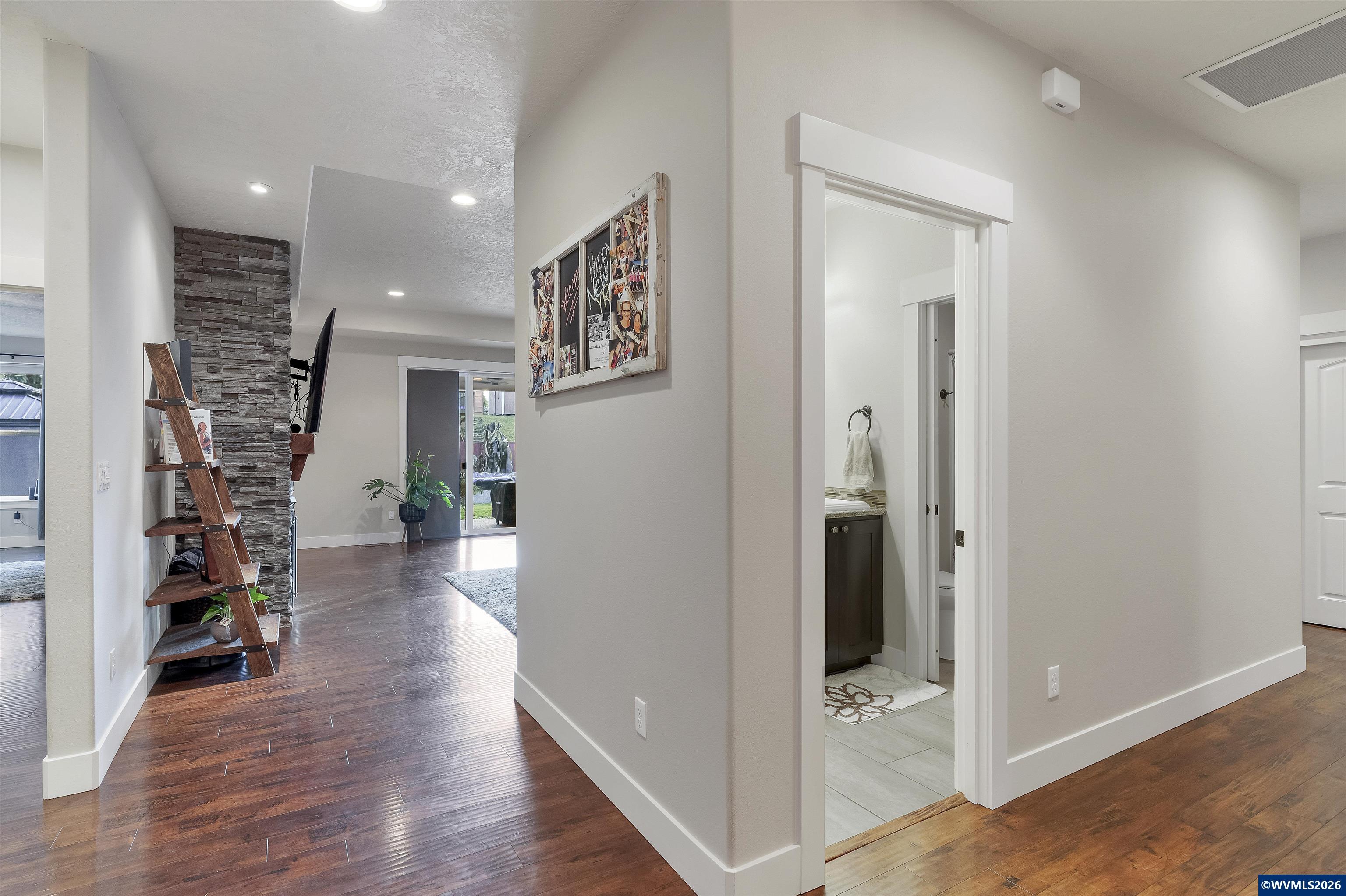 1465 SE Greening Dr, Dallas, OR, 97338