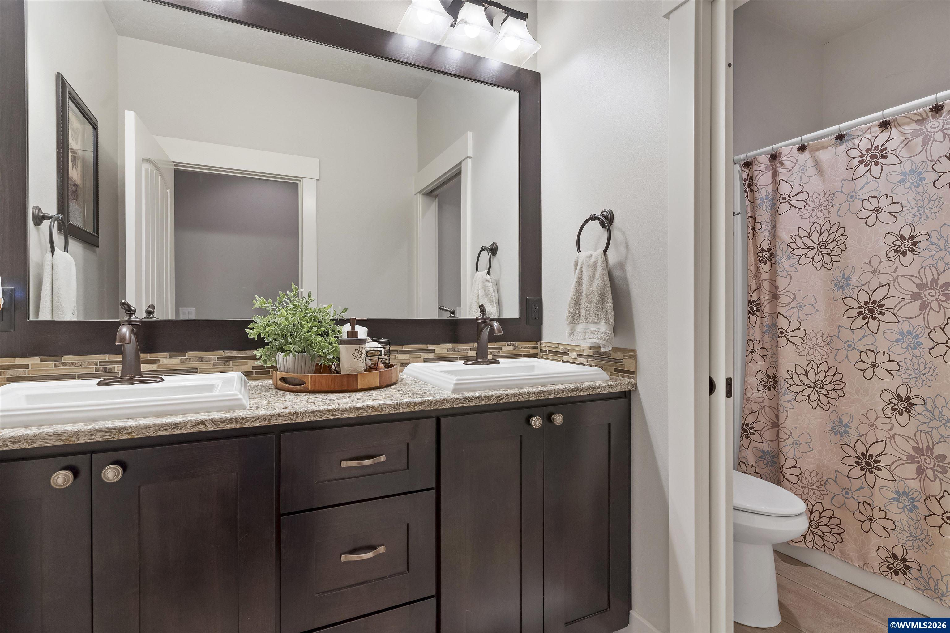 1465 SE Greening Dr, Dallas, OR, 97338