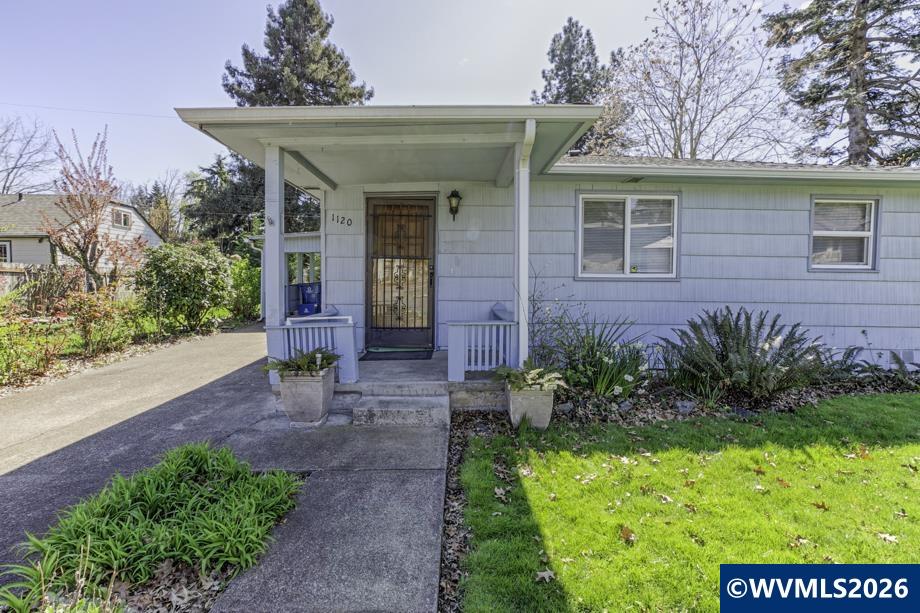 1120 NW 8th St, Salem, OR, 97304