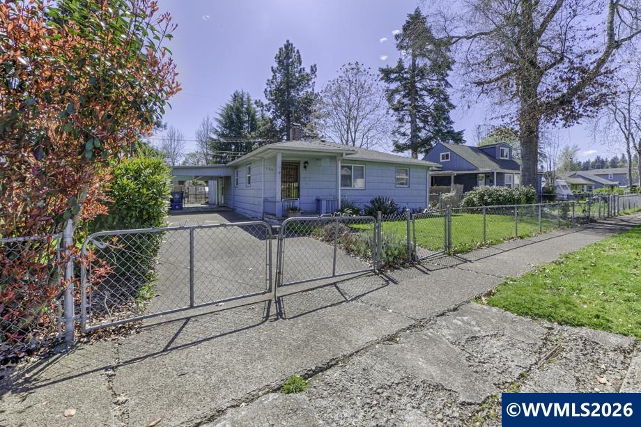 1120 NW 8th St, Salem, OR, 97304