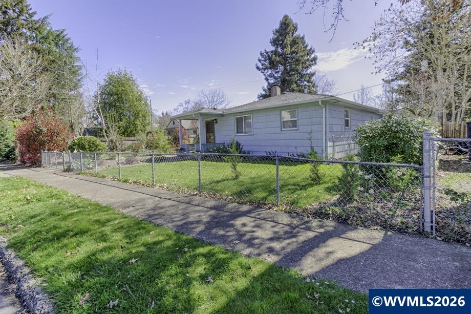 1120 NW 8th St, Salem, OR, 97304