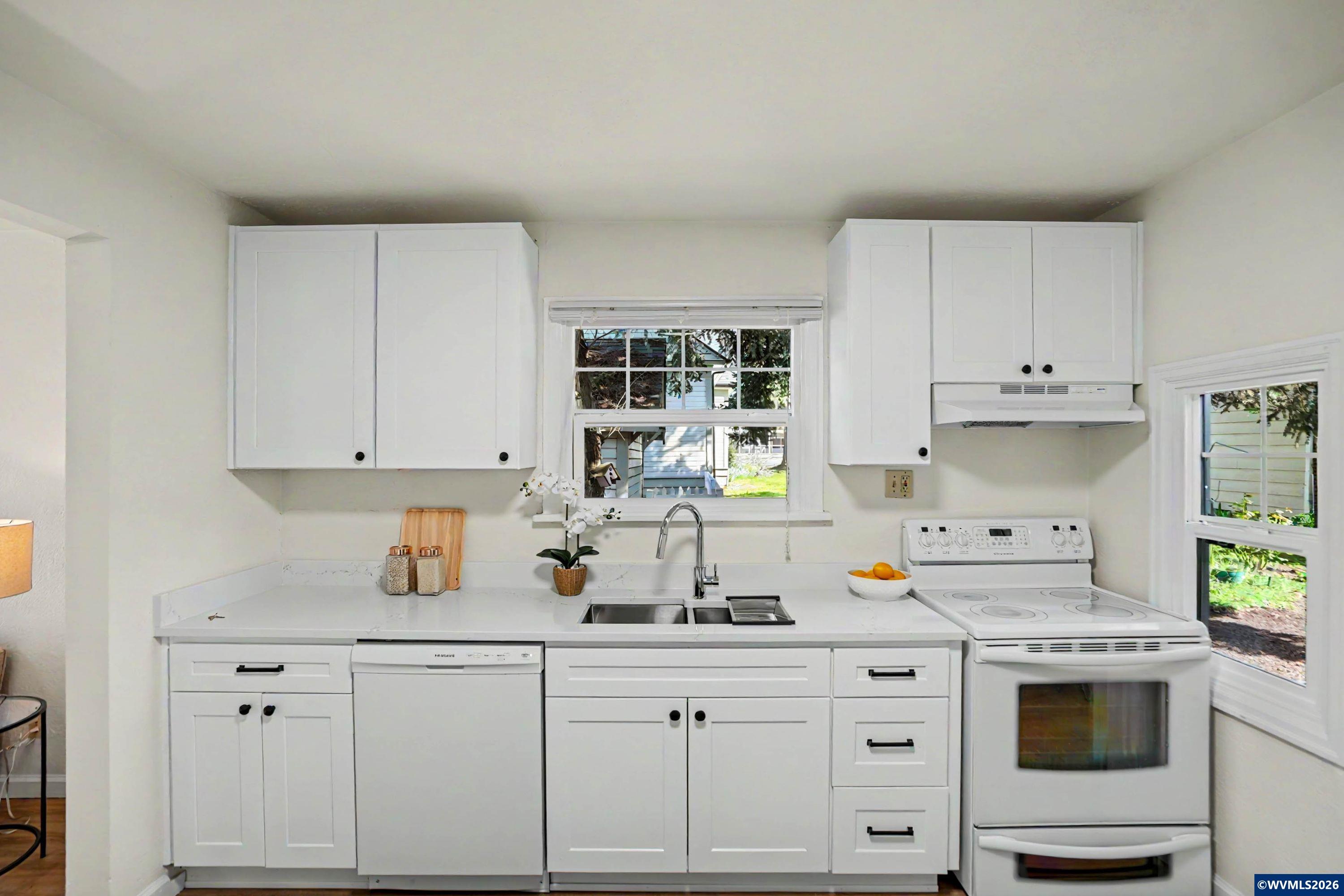 170 E Rose St, Lebanon, OR, 97355