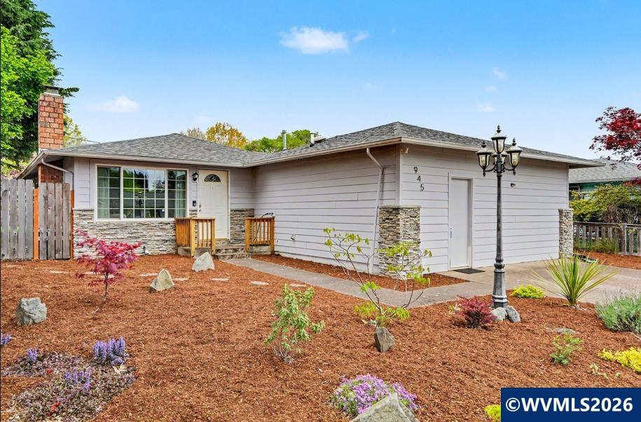 1120 NW 8th St, Salem, OR, 97304