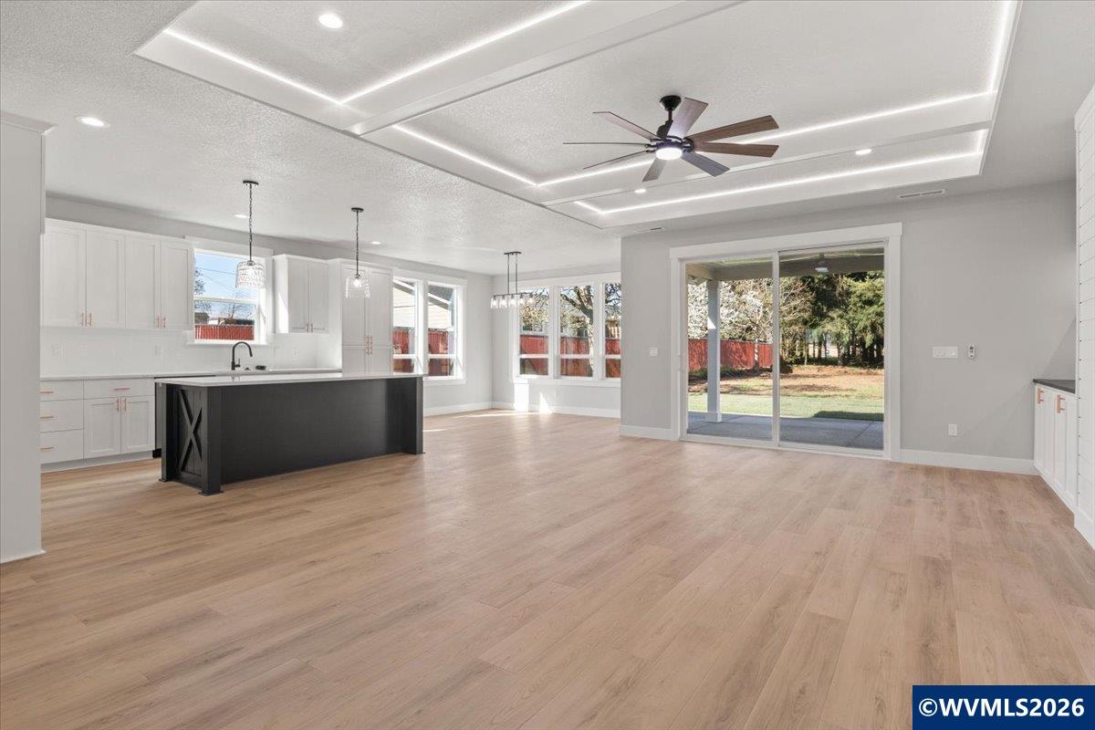 211 NE Broadway St, Sublimity, OR, 97385