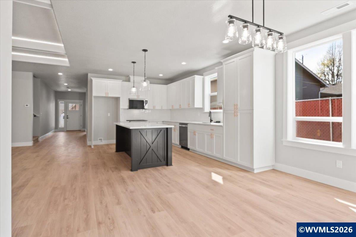 211 NE Broadway St, Sublimity, OR, 97385