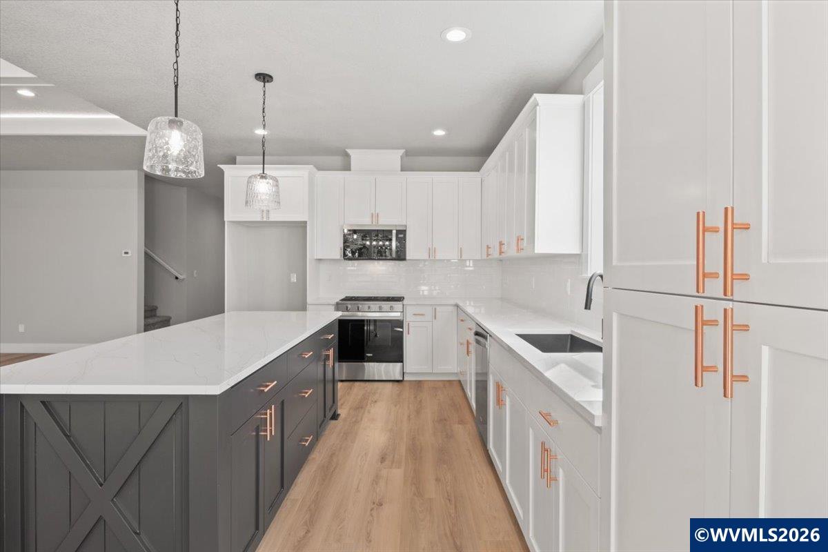 211 NE Broadway St, Sublimity, OR, 97385