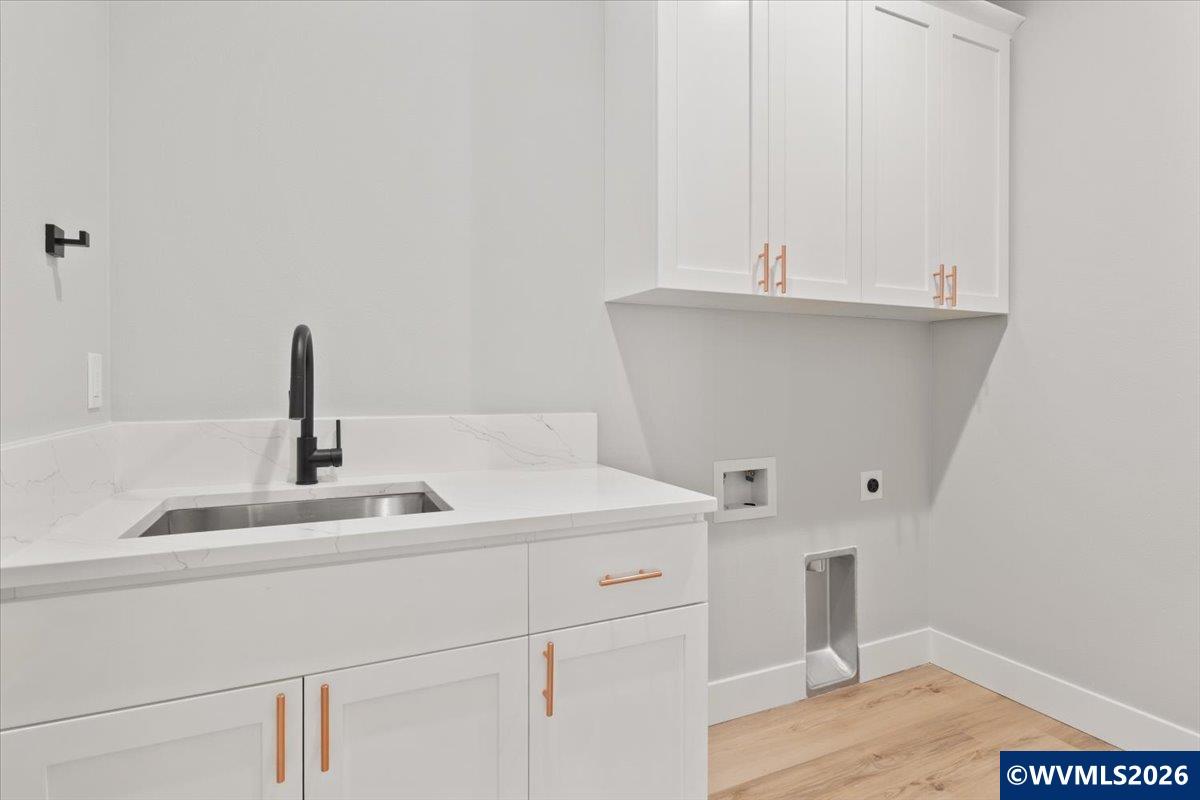 211 NE Broadway St, Sublimity, OR, 97385