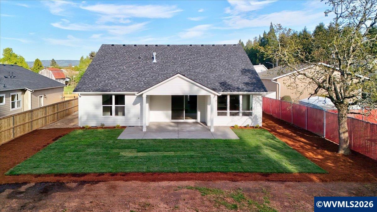 211 NE Broadway St, Sublimity, OR, 97385